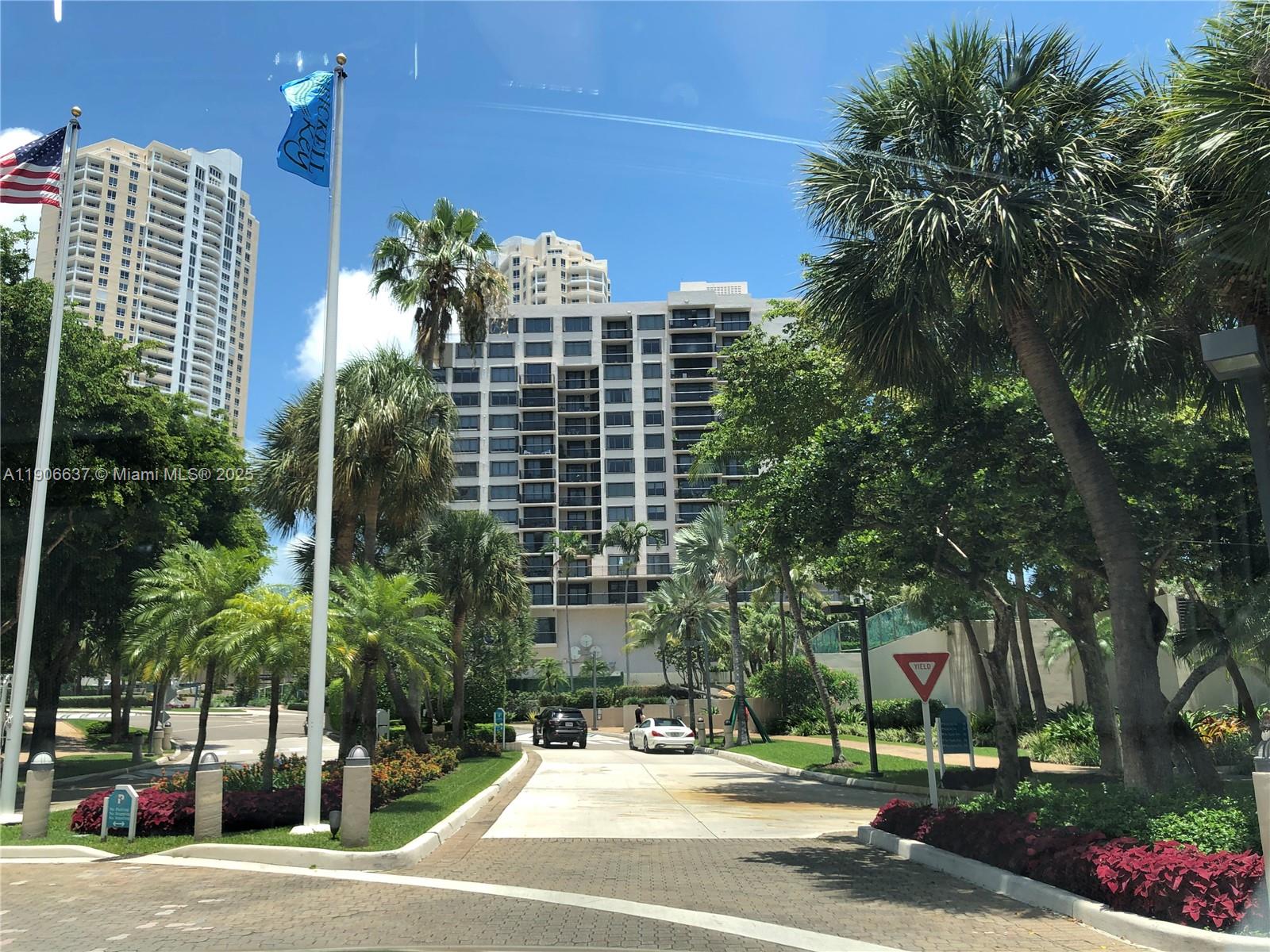 540 Brickell Key Dr #1227, Miami FL 33131