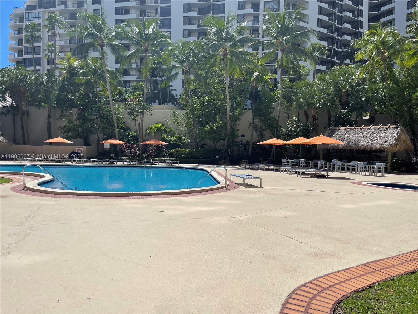 540 Brickell Key Dr #1227, Miami FL 33131