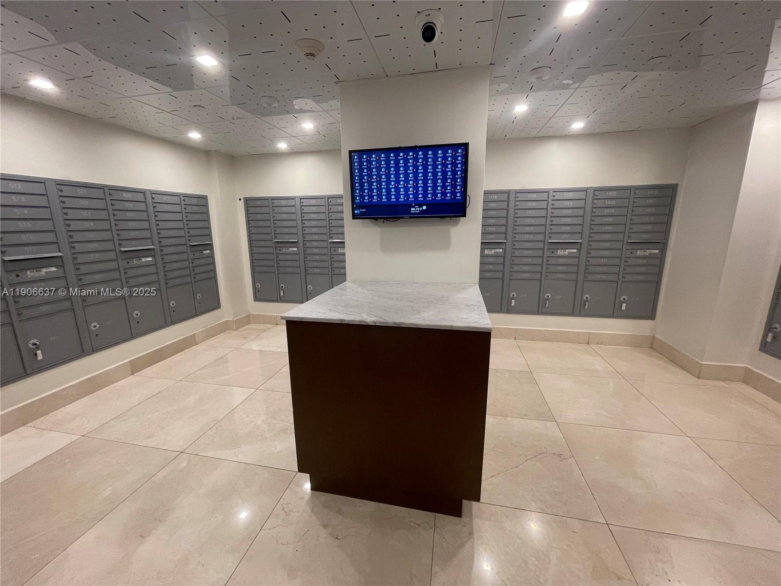 540 Brickell Key Dr #1227, Miami FL 33131