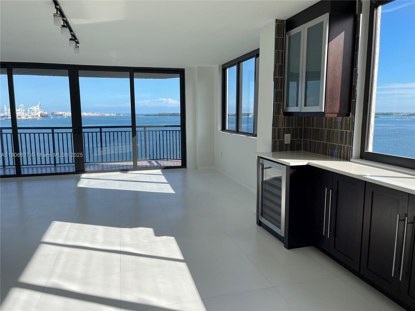 540 Brickell Key Dr #1227, Miami FL 33131