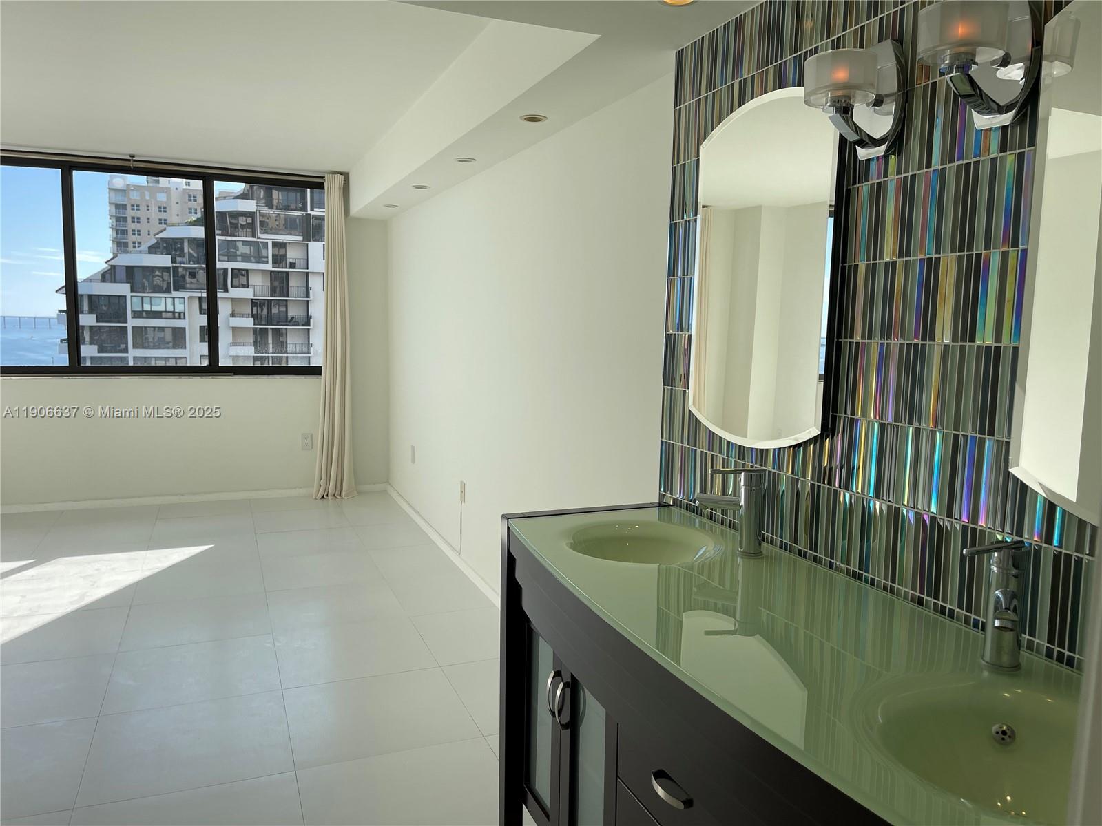 540 Brickell Key Dr #1227, Miami FL 33131