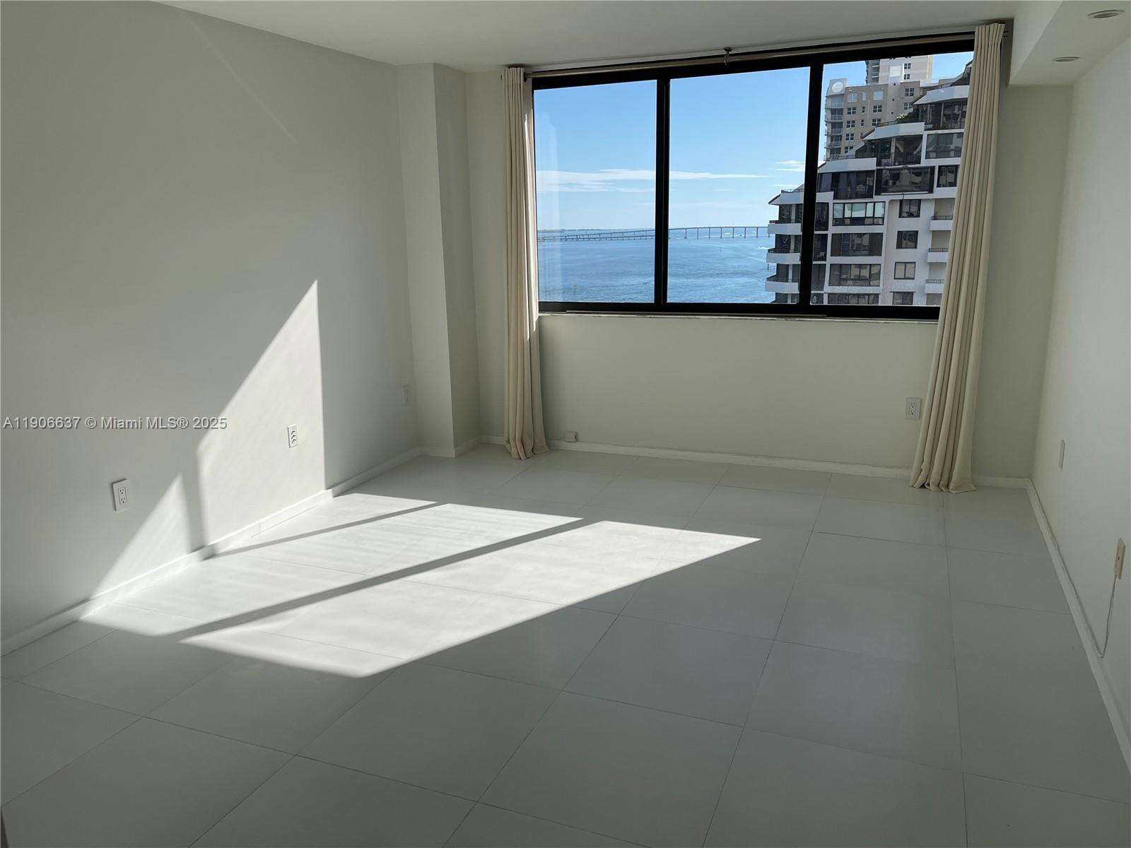 540 Brickell Key Dr #1227, Miami FL 33131