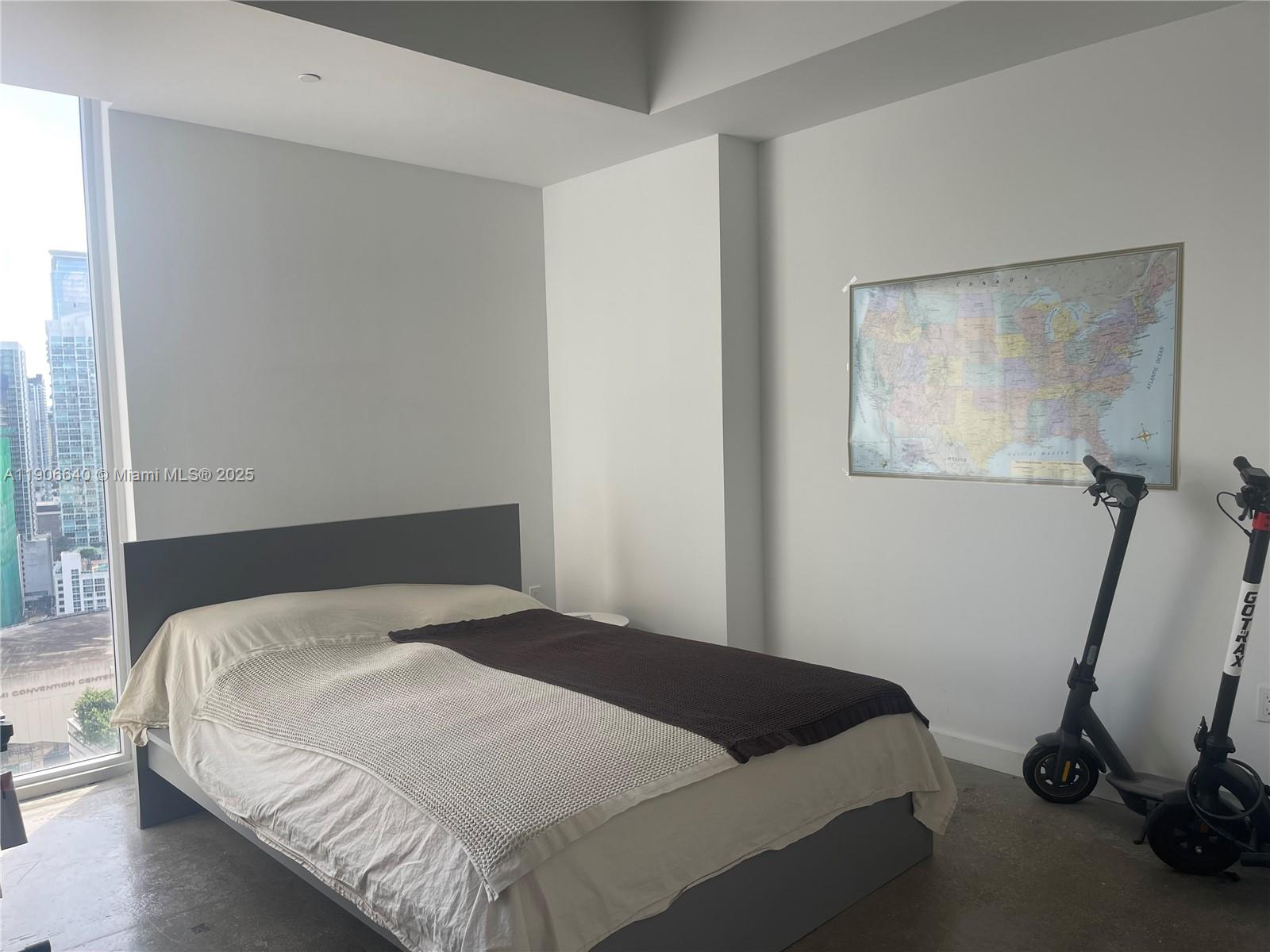 151 SE 1st St #2707, Miami FL 33131