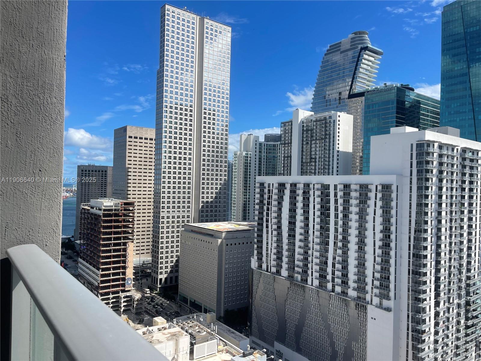 151 SE 1st St #2707, Miami FL 33131