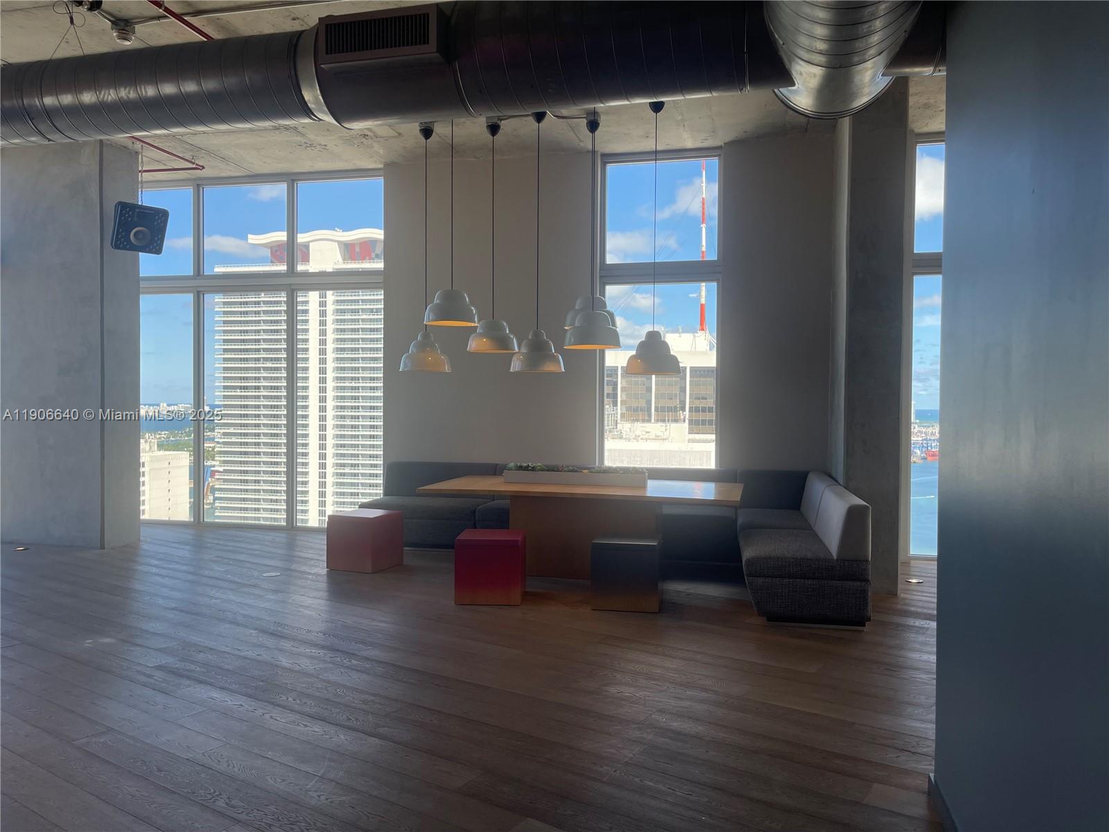 151 SE 1st St #2707, Miami FL 33131