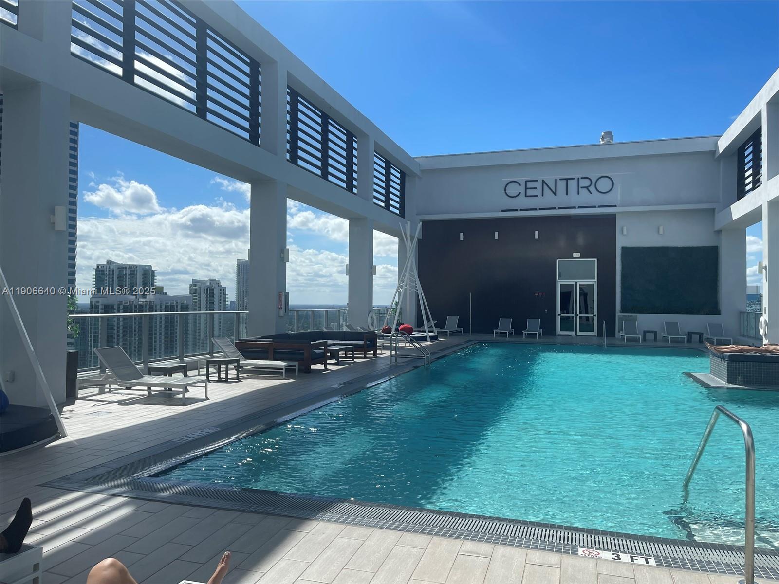151 SE 1st St #2707, Miami FL 33131