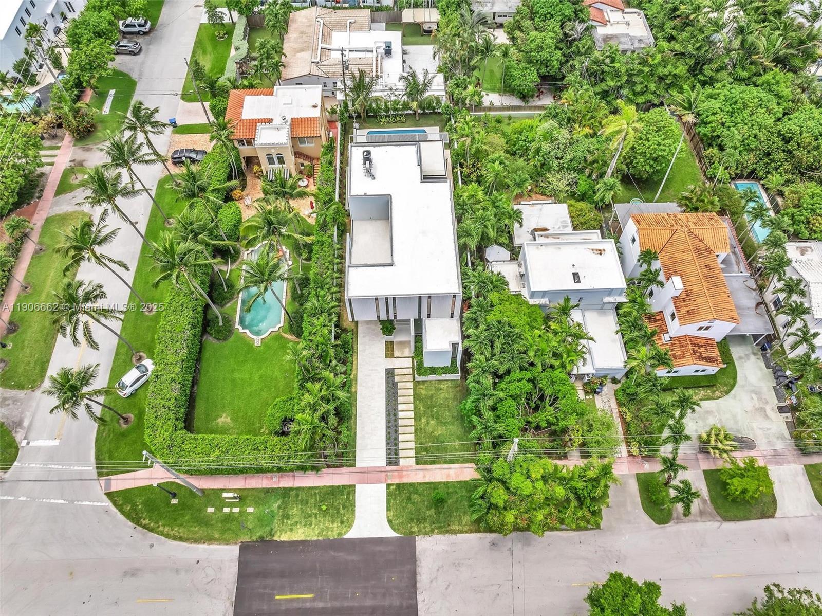 4504 Sheridan Ave, Miami Beach FL 33140
