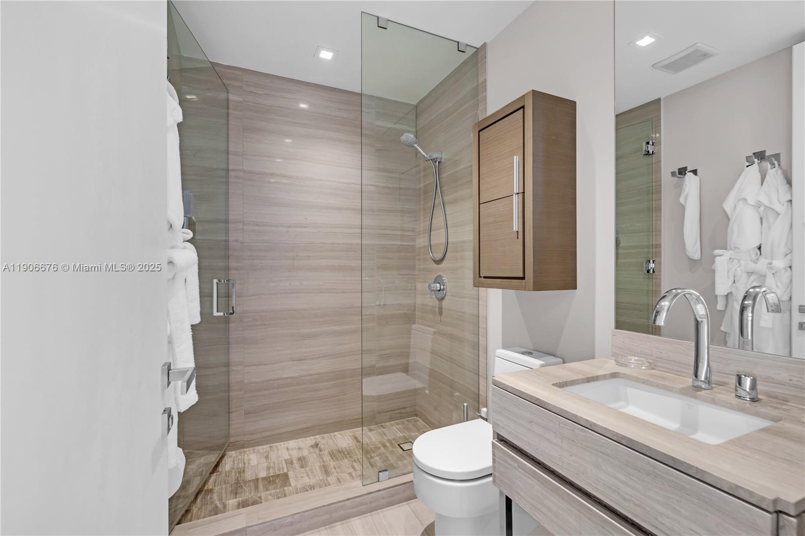 18975 Collins Ave #2904, Sunny Isles Beach FL 33160