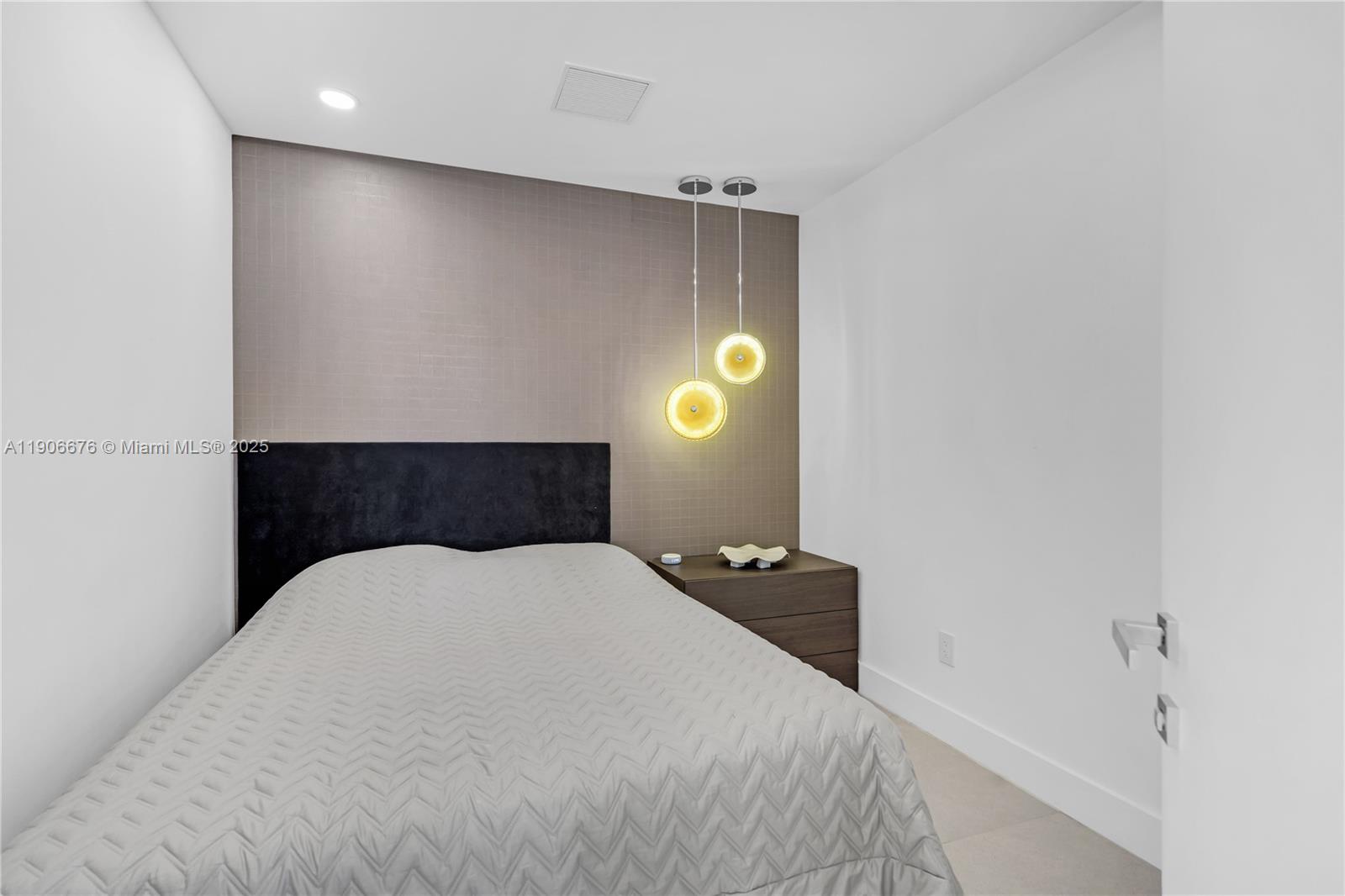 18975 Collins Ave #2904, Sunny Isles Beach FL 33160