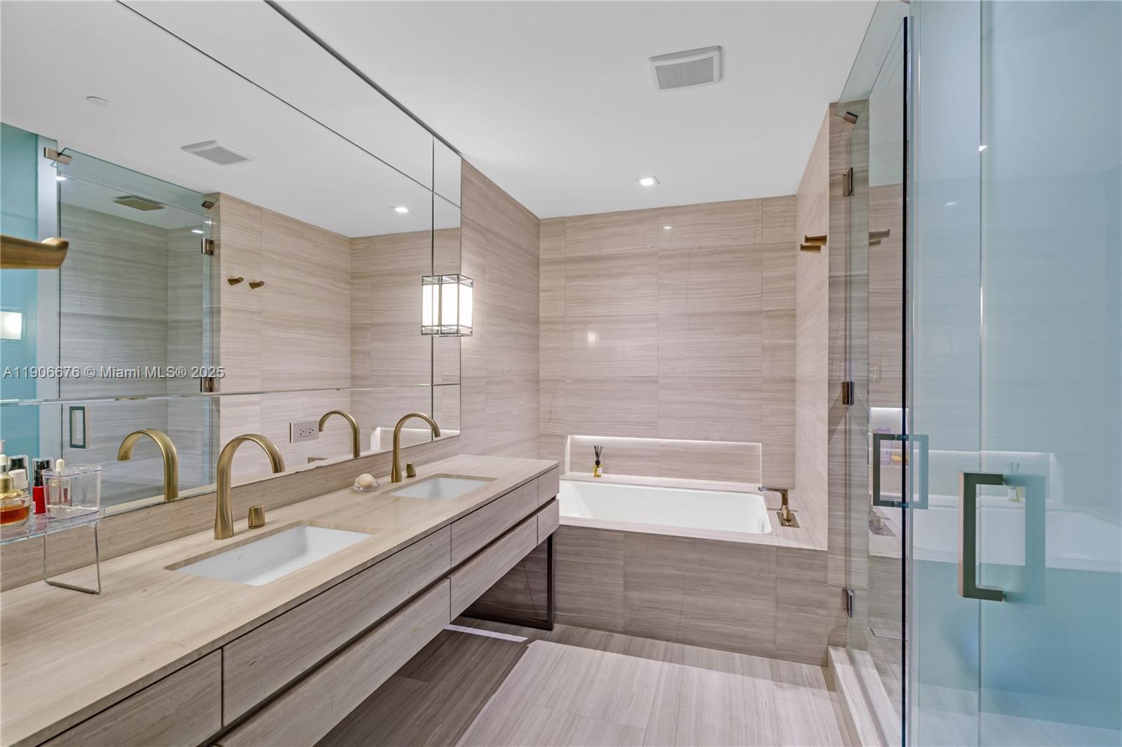 18975 Collins Ave #2904, Sunny Isles Beach FL 33160
