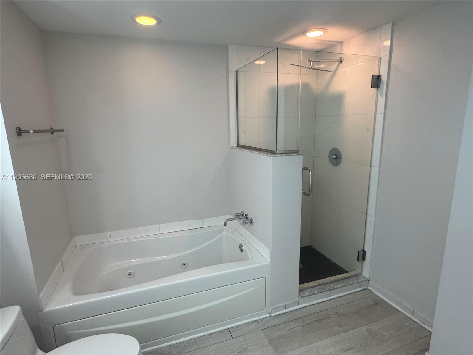 500 Brickell Ave #3803, Miami FL 33131