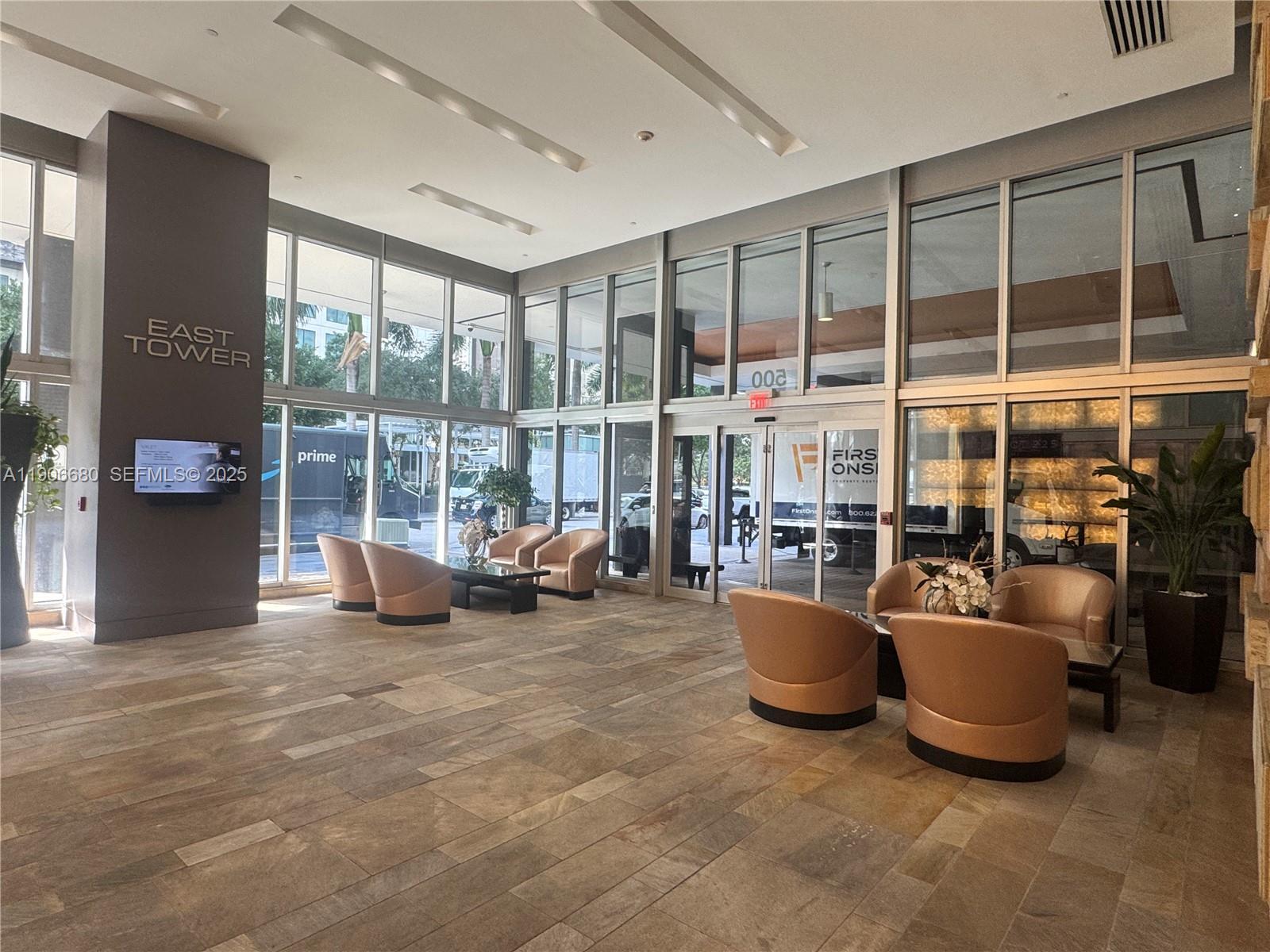 500 Brickell Ave #3803, Miami FL 33131