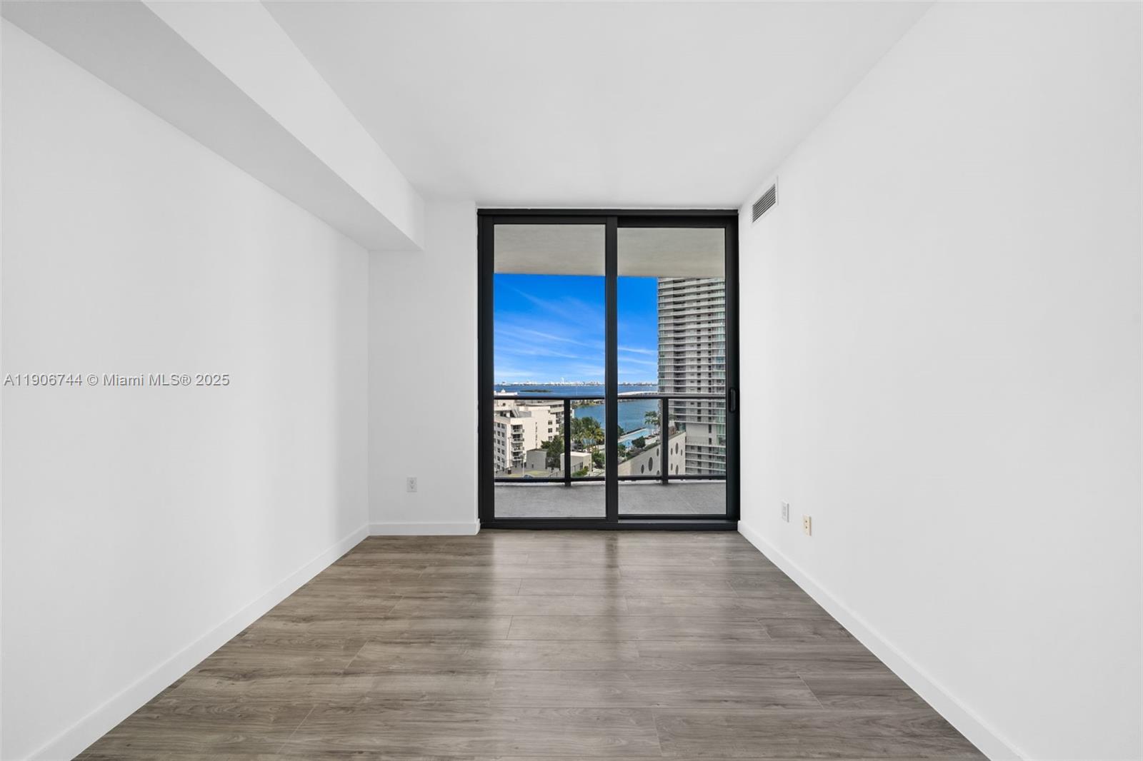 501 NE 31st St #1402, Miami FL 33137