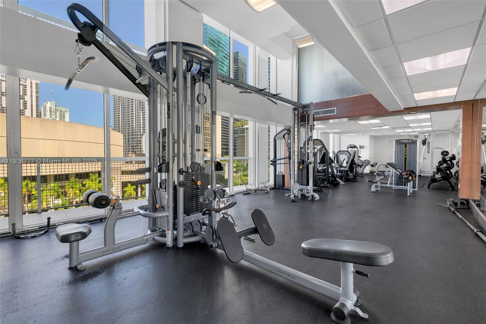 31 SE 5th St #901, Miami FL 33131