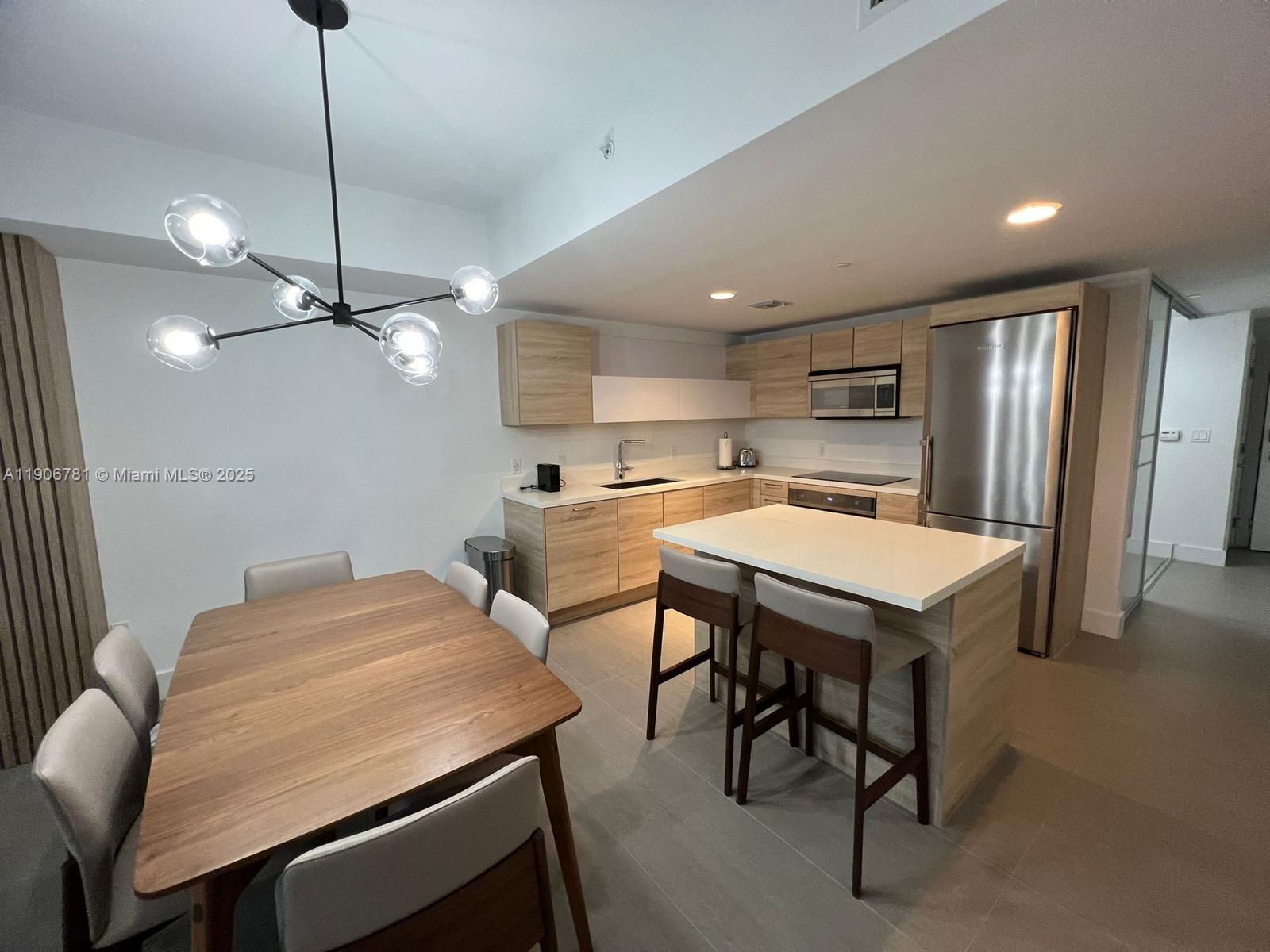 16385 Biscayne Blvd #304, North Miami Beach FL 33160