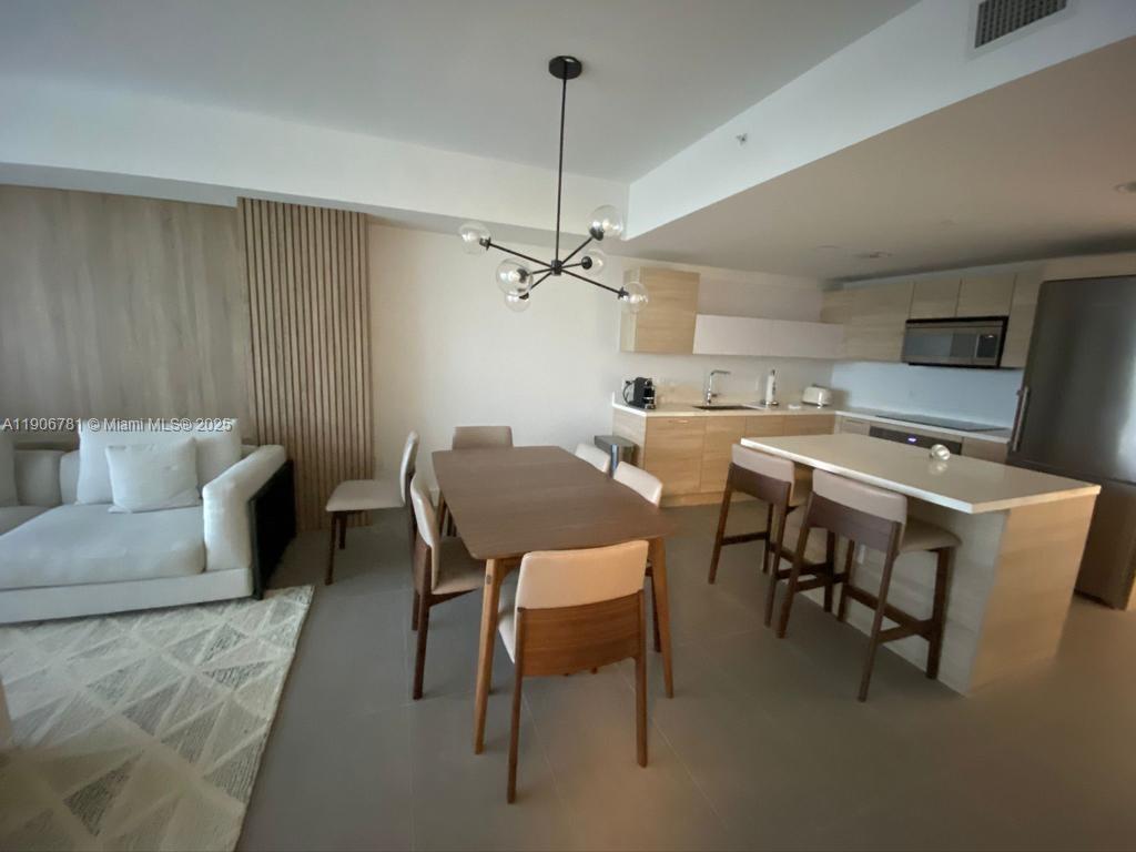 16385 Biscayne Blvd #304, North Miami Beach FL 33160