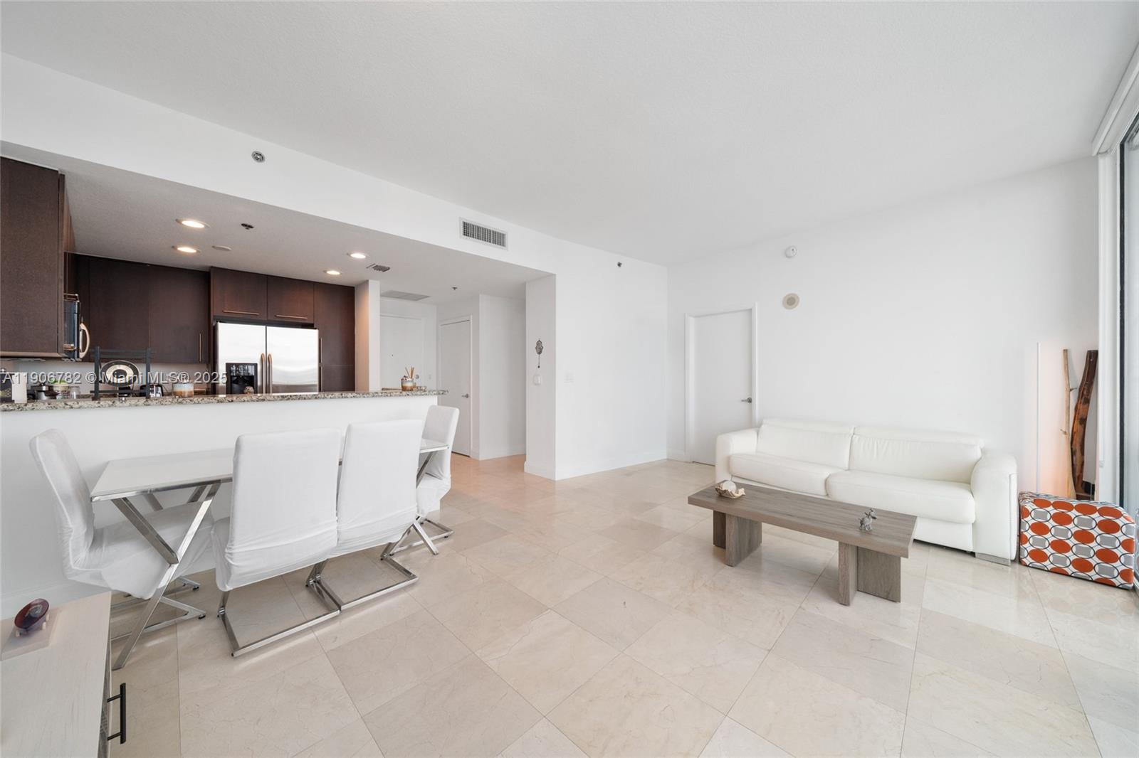 6515 Collins Ave #1501, Miami Beach FL 33141