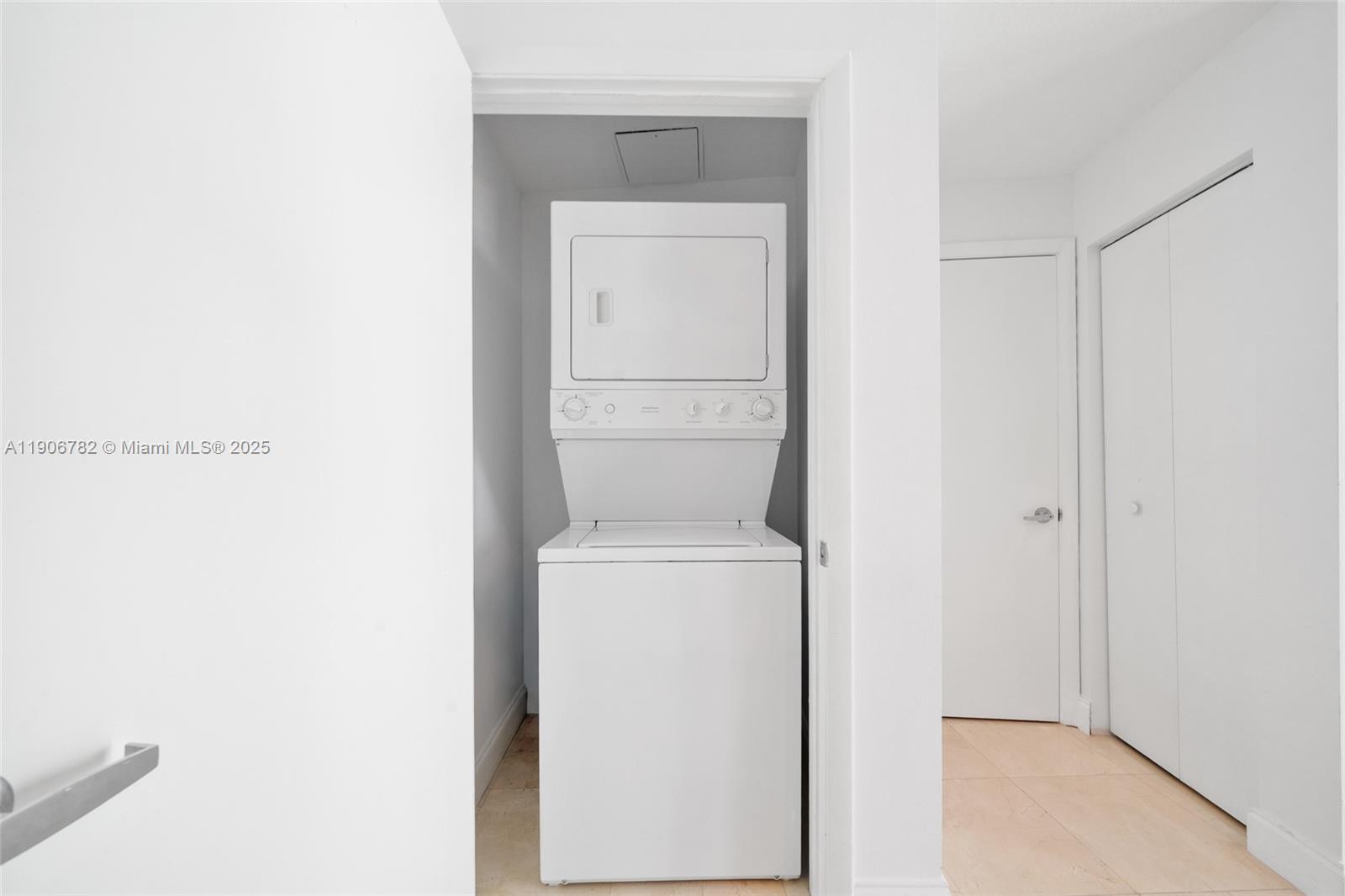 6515 Collins Ave #1501, Miami Beach FL 33141