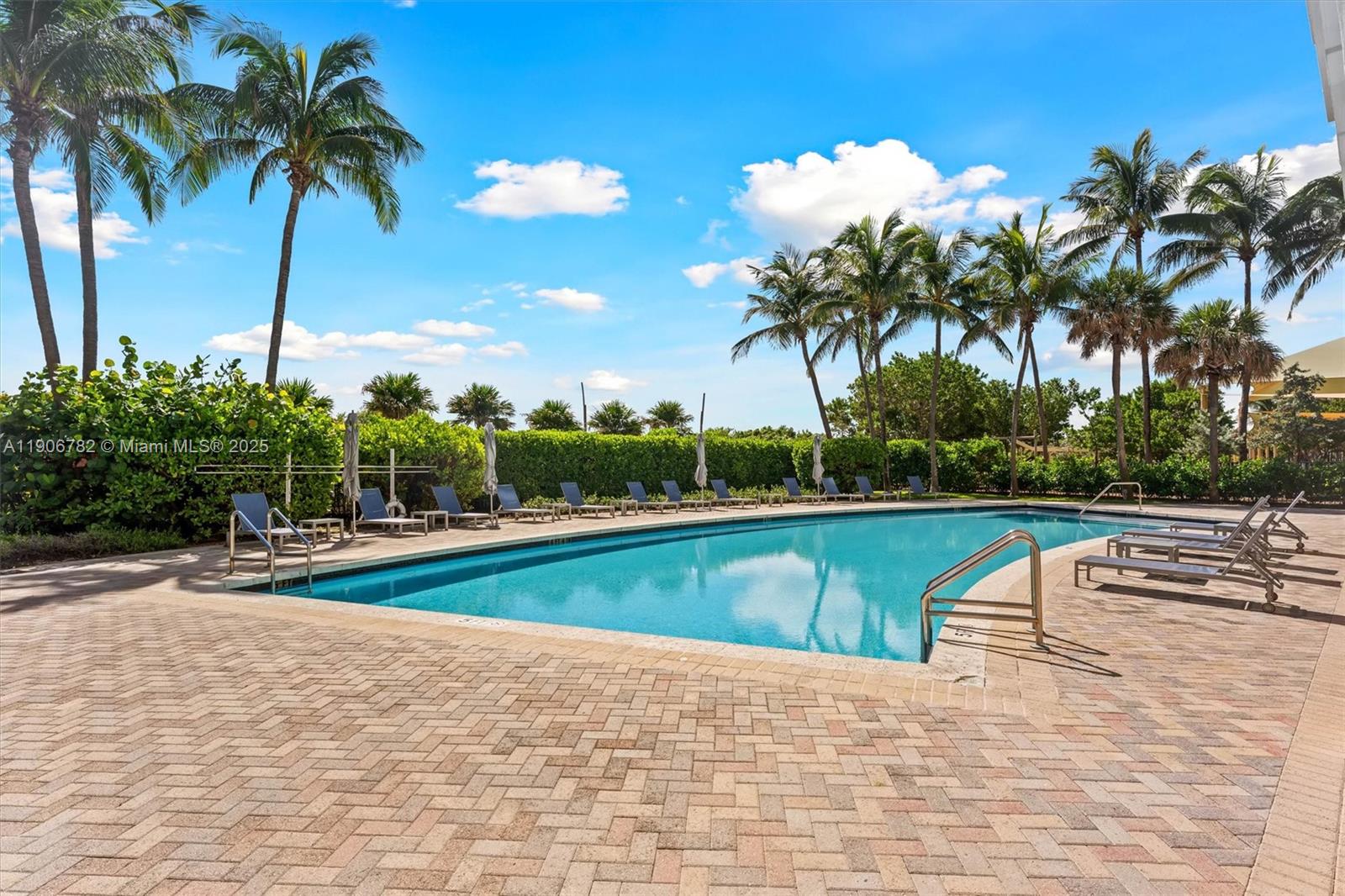 6515 Collins Ave #1501, Miami Beach FL 33141