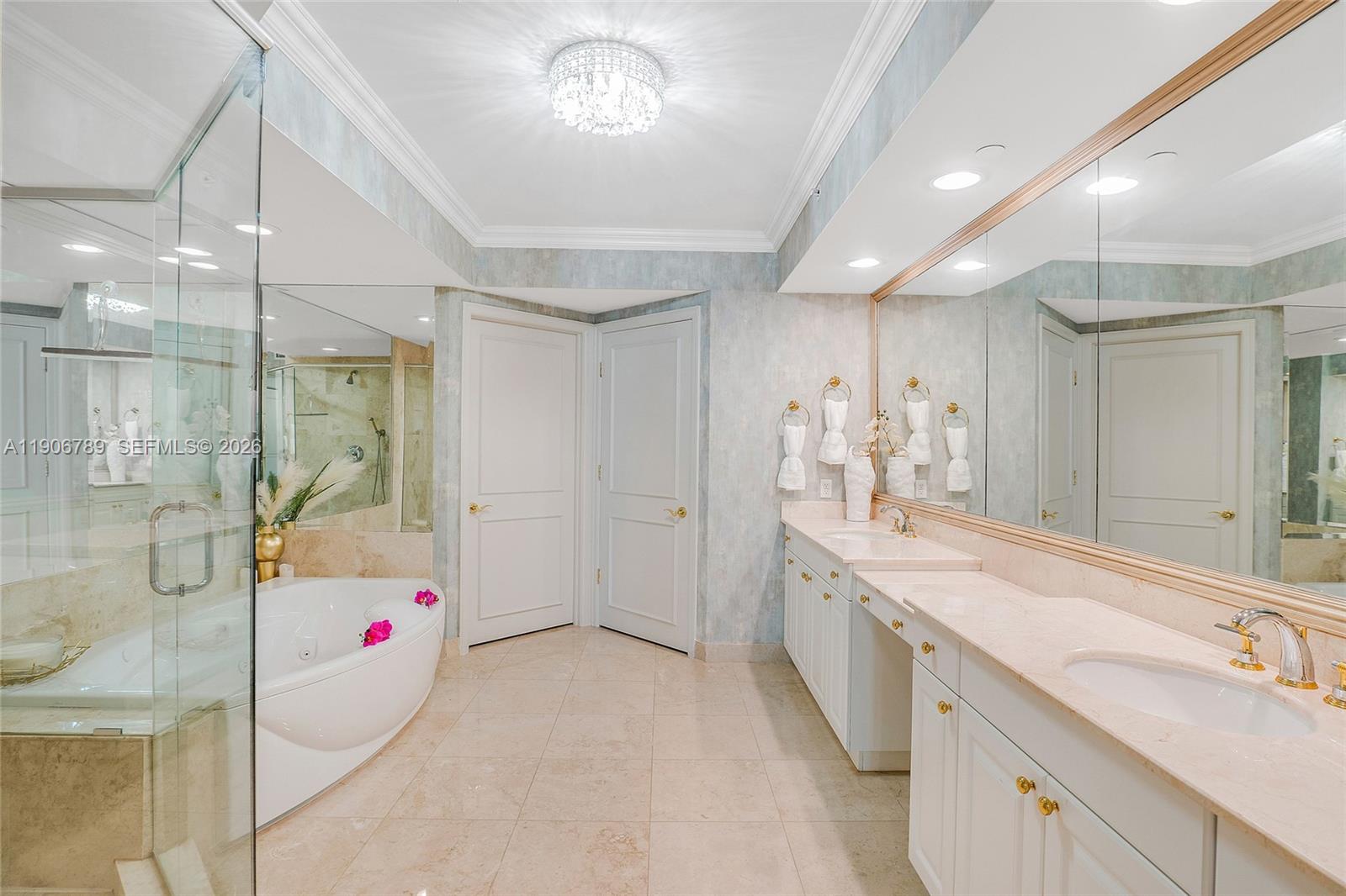 20201 E Country Club Dr #1903, Aventura FL 33180