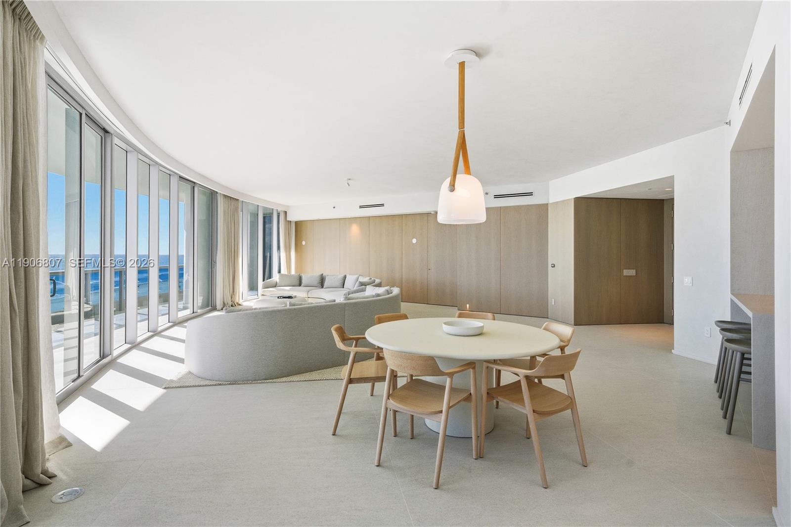 5959 Collins Ave #907, Miami Beach FL 33140