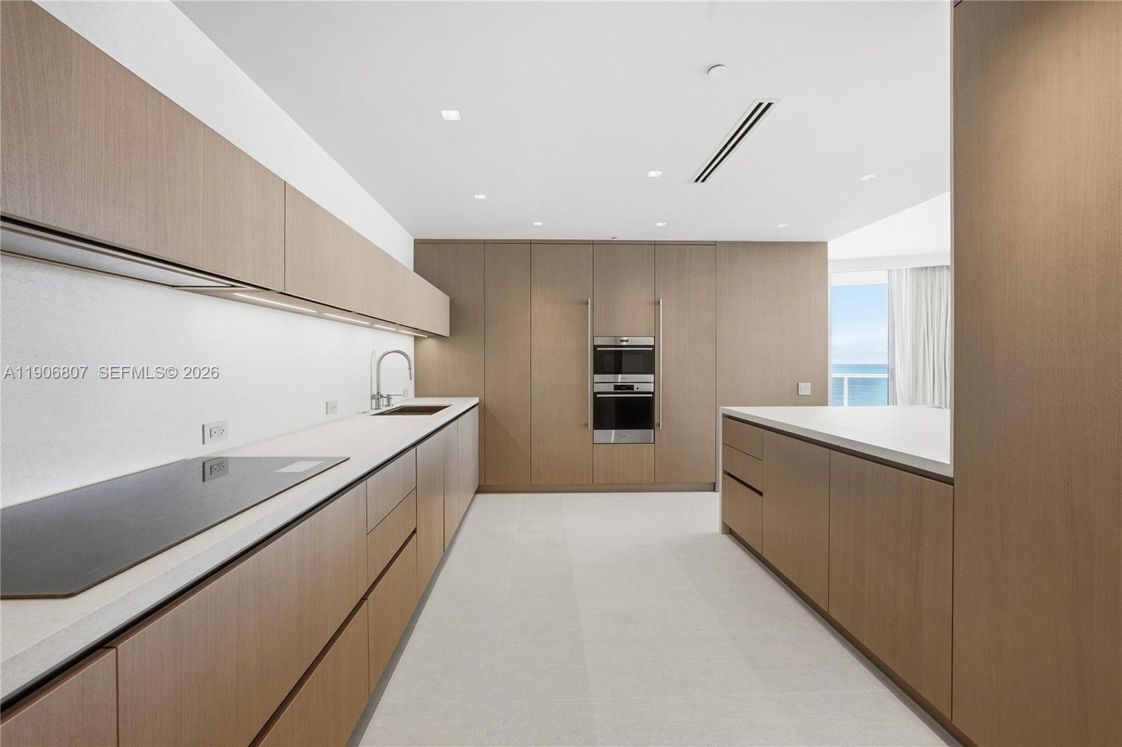 5959 Collins Ave #907, Miami Beach FL 33140
