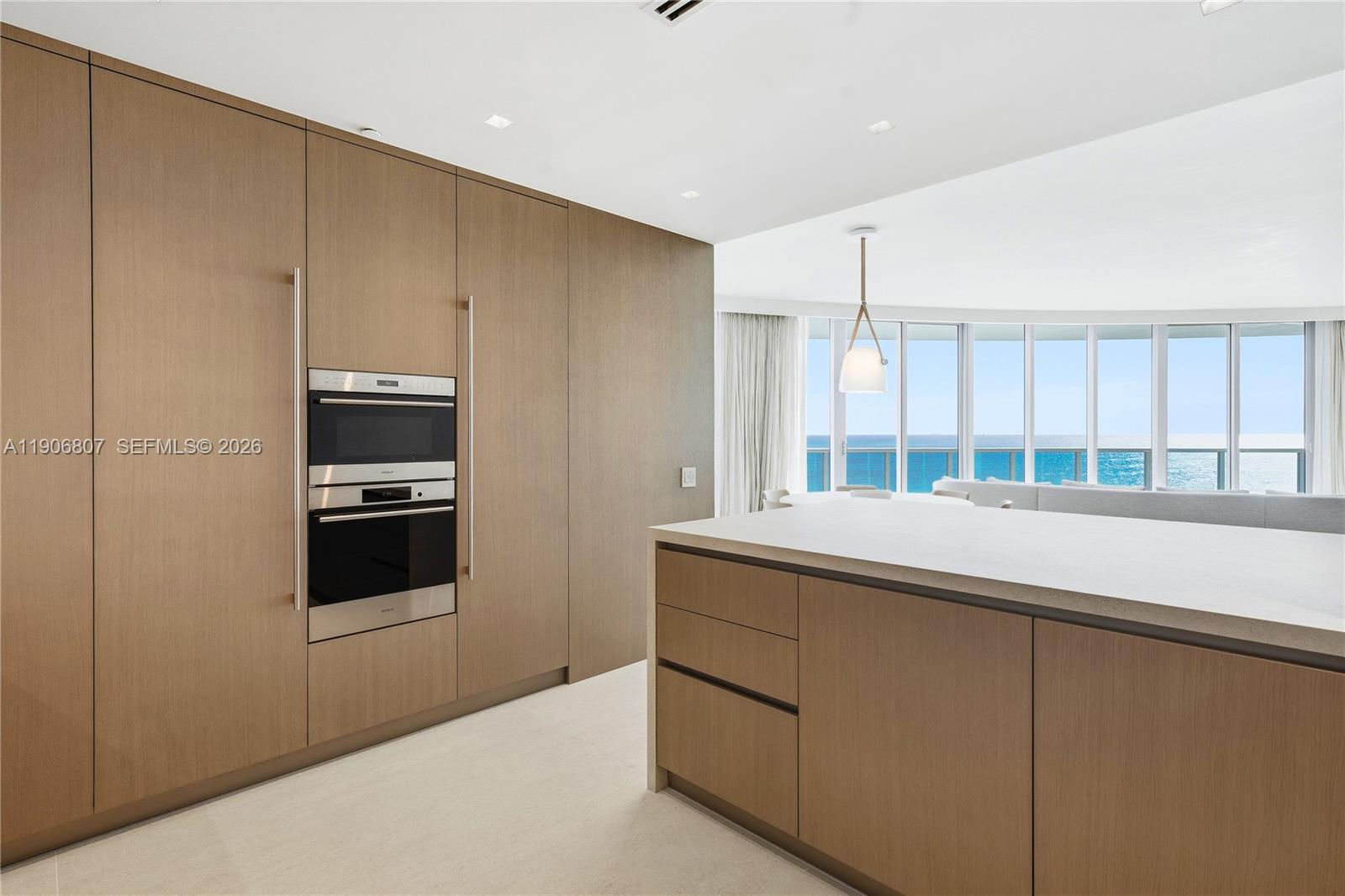 5959 Collins Ave #907, Miami Beach FL 33140