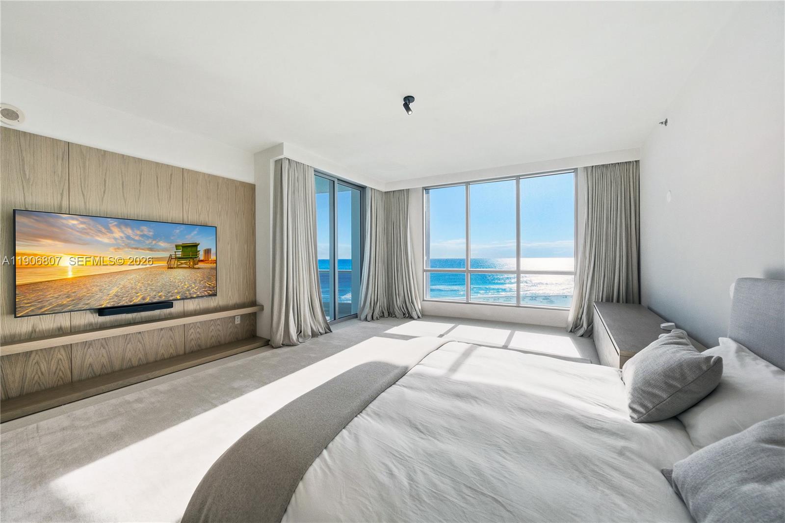 5959 Collins Ave #907, Miami Beach FL 33140