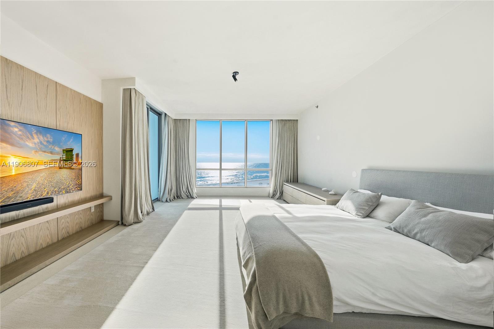 5959 Collins Ave #907, Miami Beach FL 33140