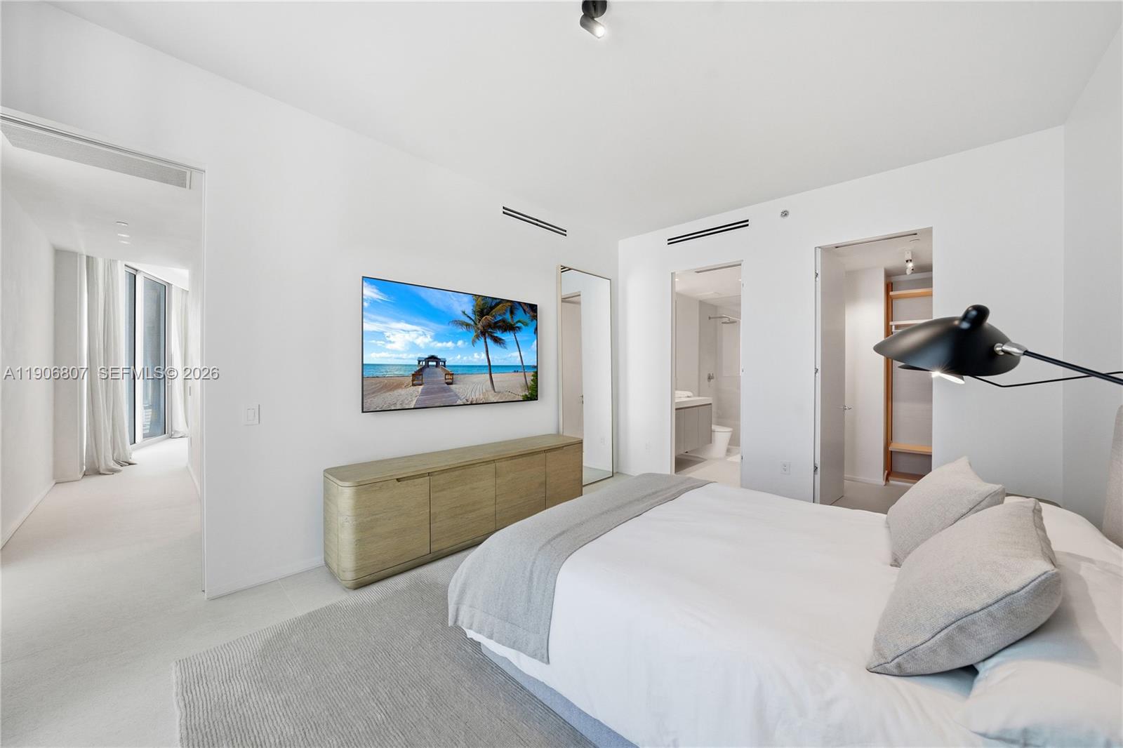 5959 Collins Ave #907, Miami Beach FL 33140