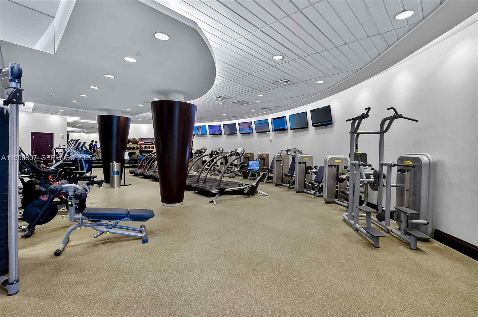5959 Collins Ave #907, Miami Beach FL 33140