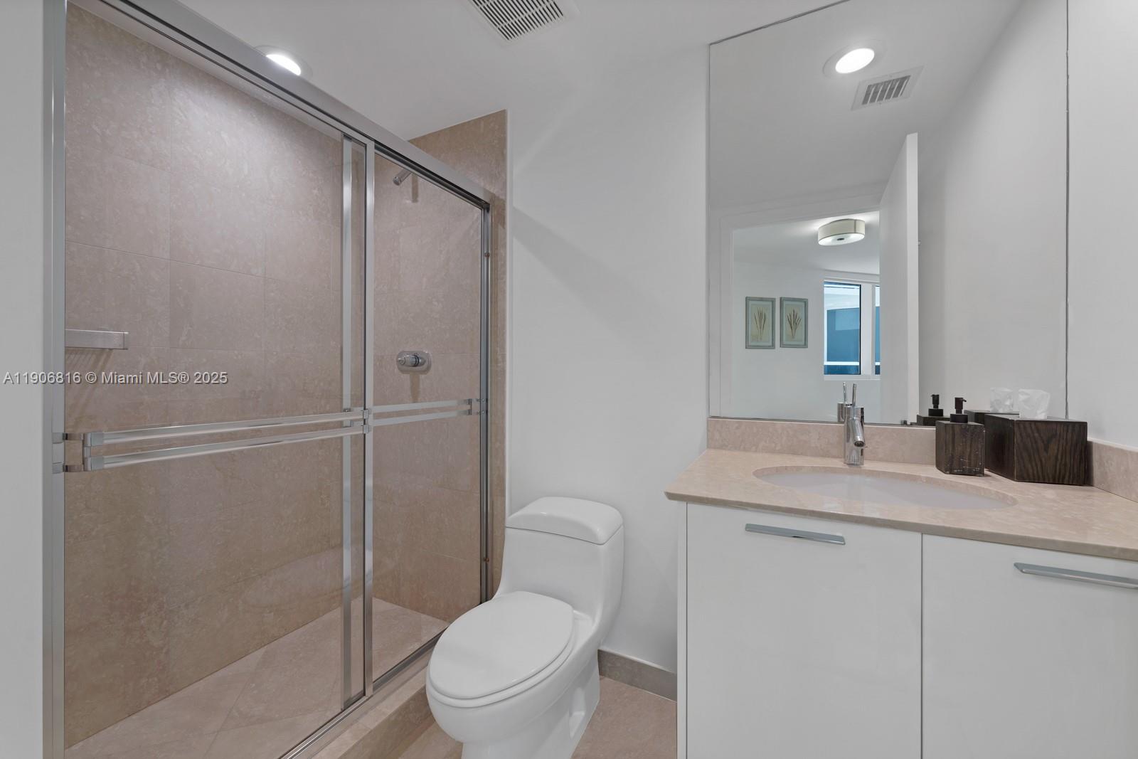 400 Alton Rd #TH-1A, Miami Beach FL 33139