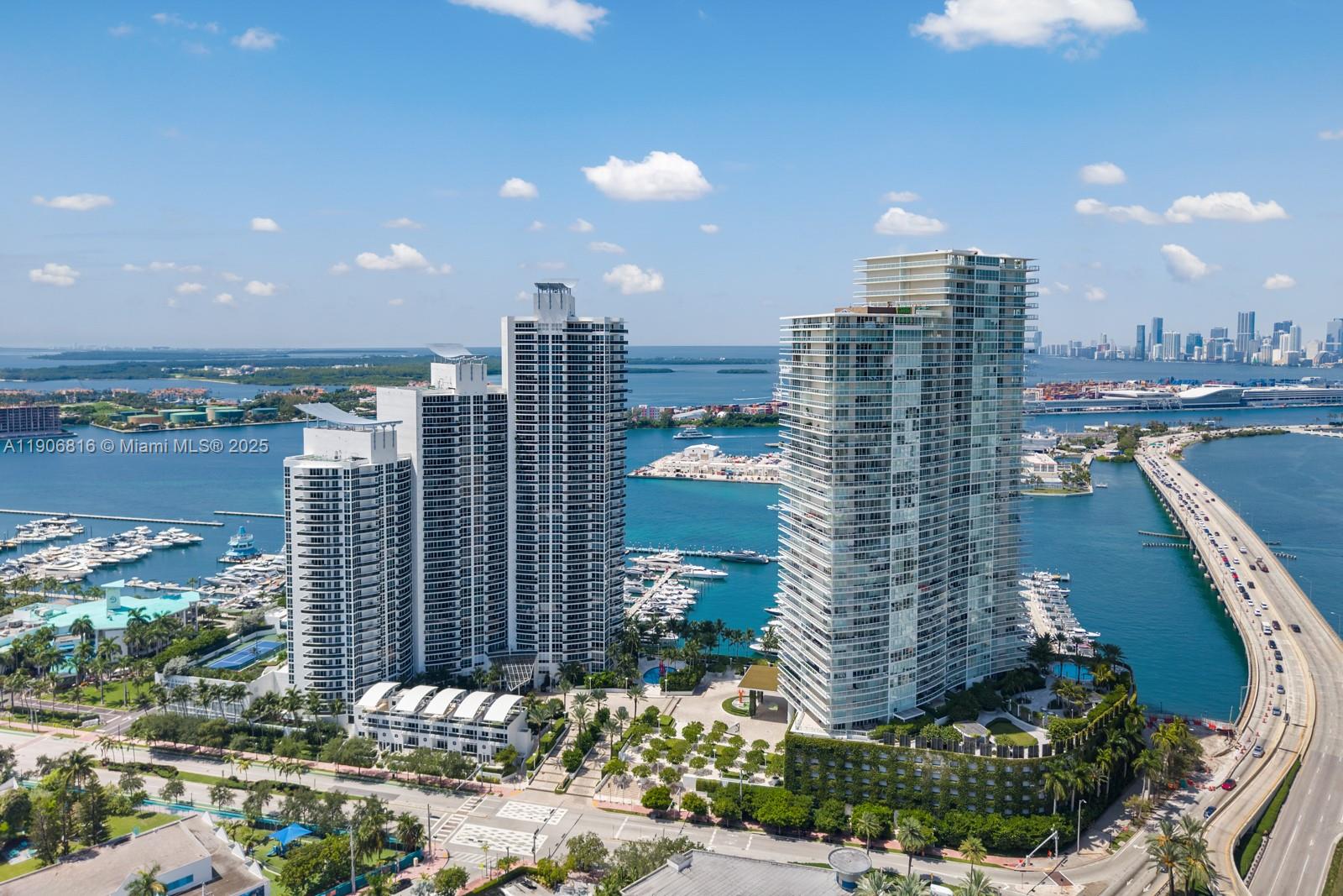 400 Alton Rd #TH-1A, Miami Beach FL 33139