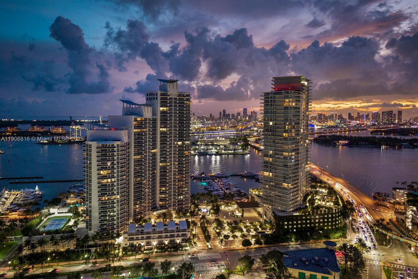 400 Alton Rd #TH-1A, Miami Beach FL 33139