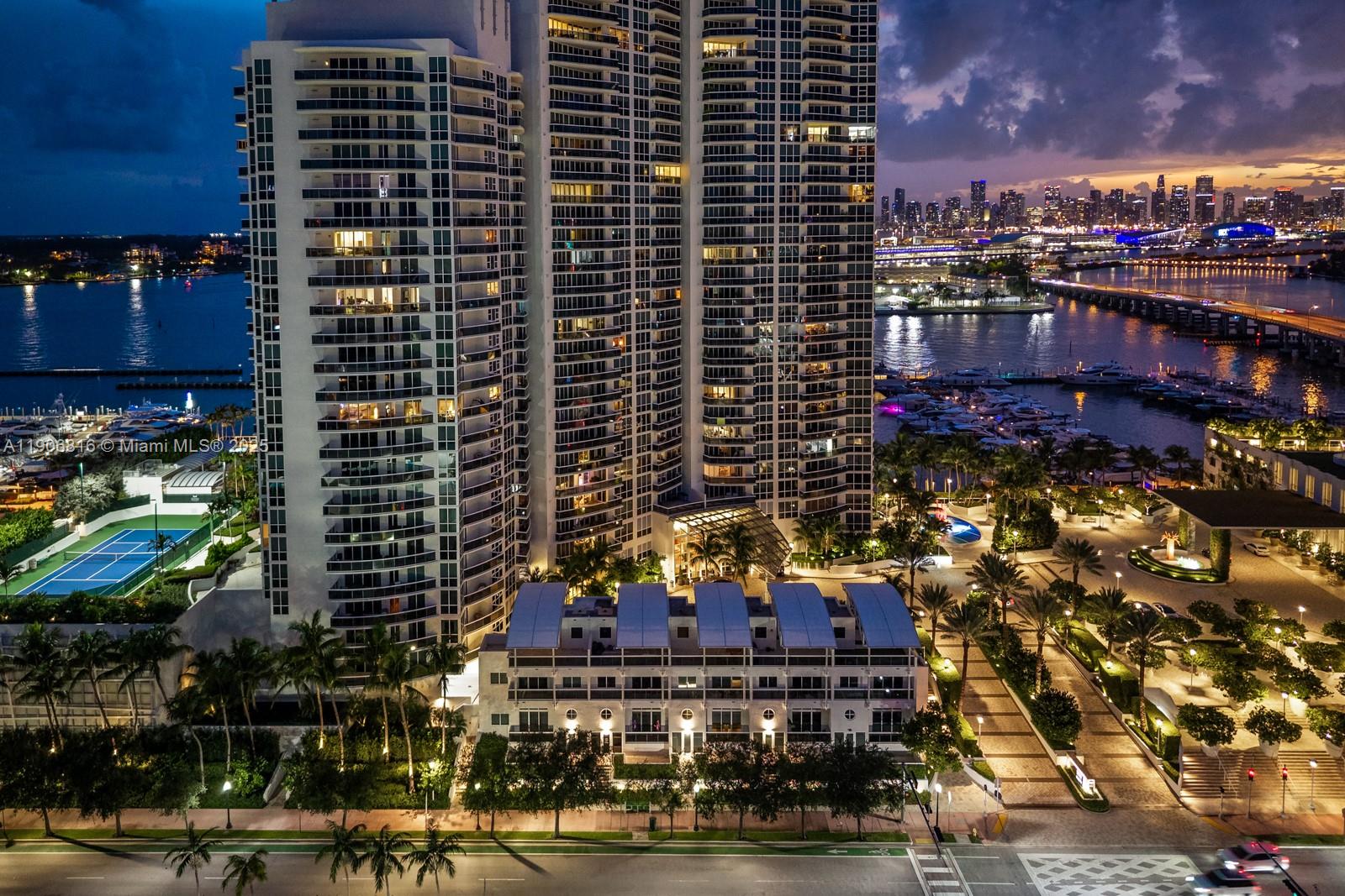 400 Alton Rd #TH-1A, Miami Beach FL 33139