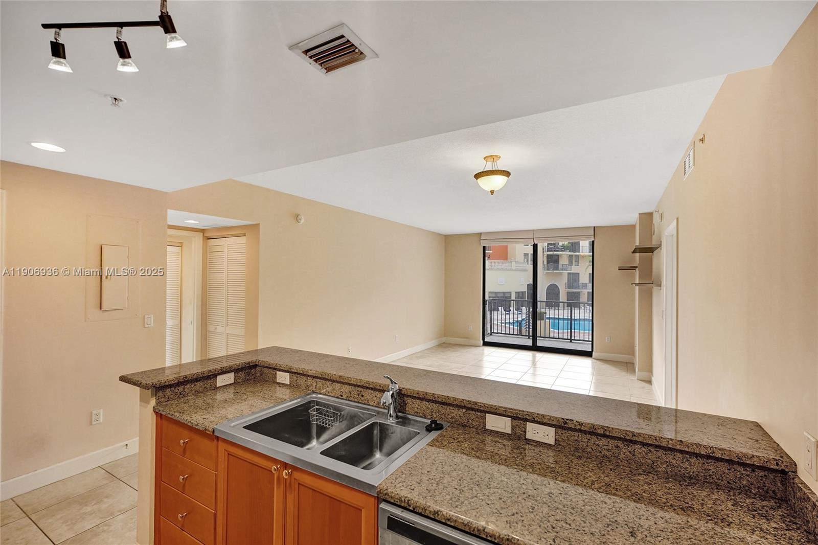 55 Merrick Way #619, Coral Gables FL 33134