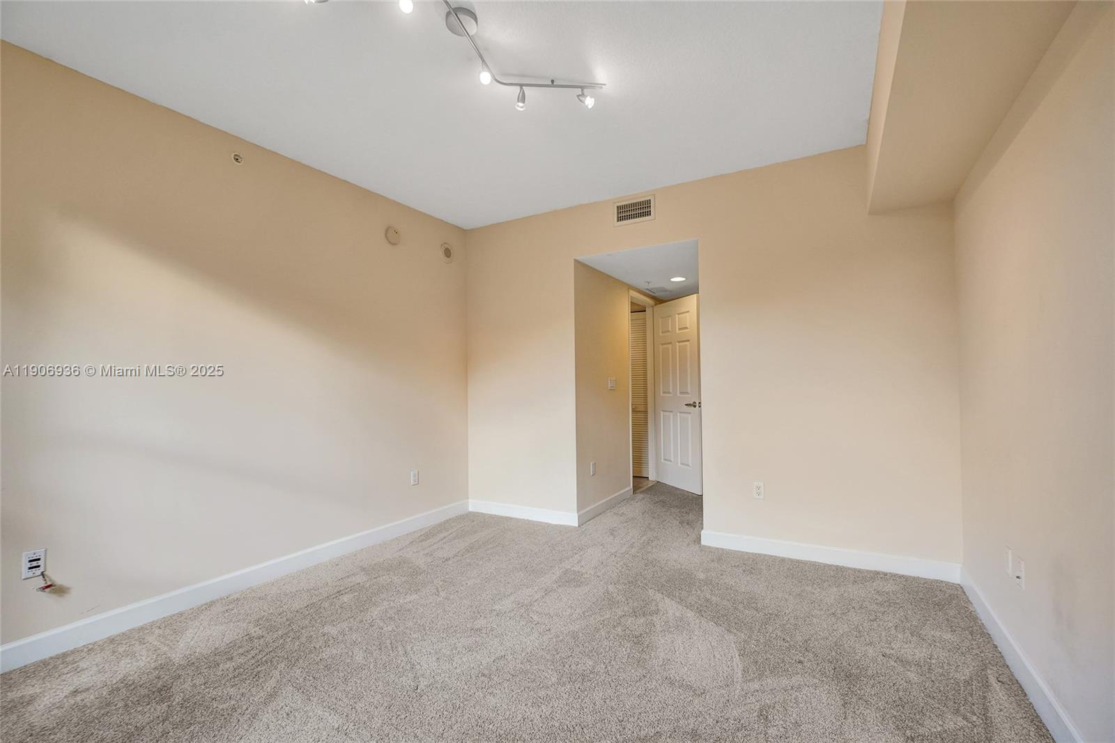 55 Merrick Way #619, Coral Gables FL 33134