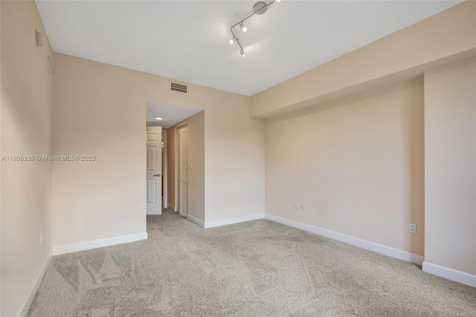 55 Merrick Way #619, Coral Gables FL 33134