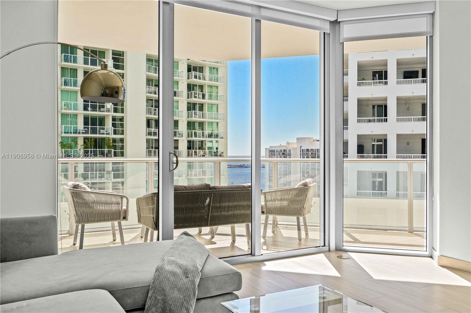 1300 Brickell Bay Dr #1603, Miami FL 33131