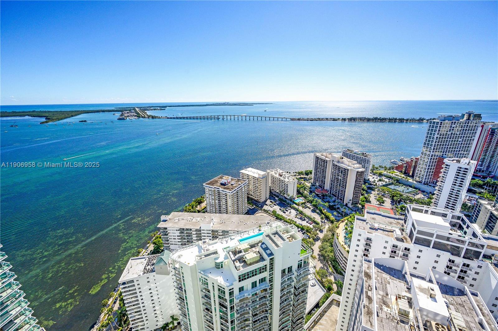 1300 Brickell Bay Dr #1603, Miami FL 33131