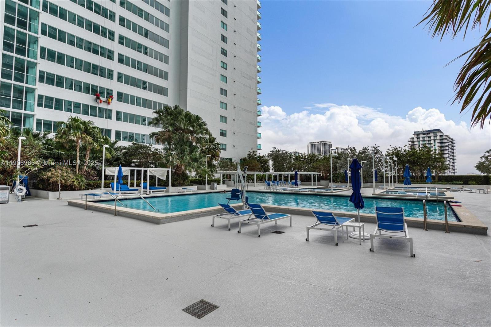 1800 N Bayshore Dr #1807, Miami FL 33132