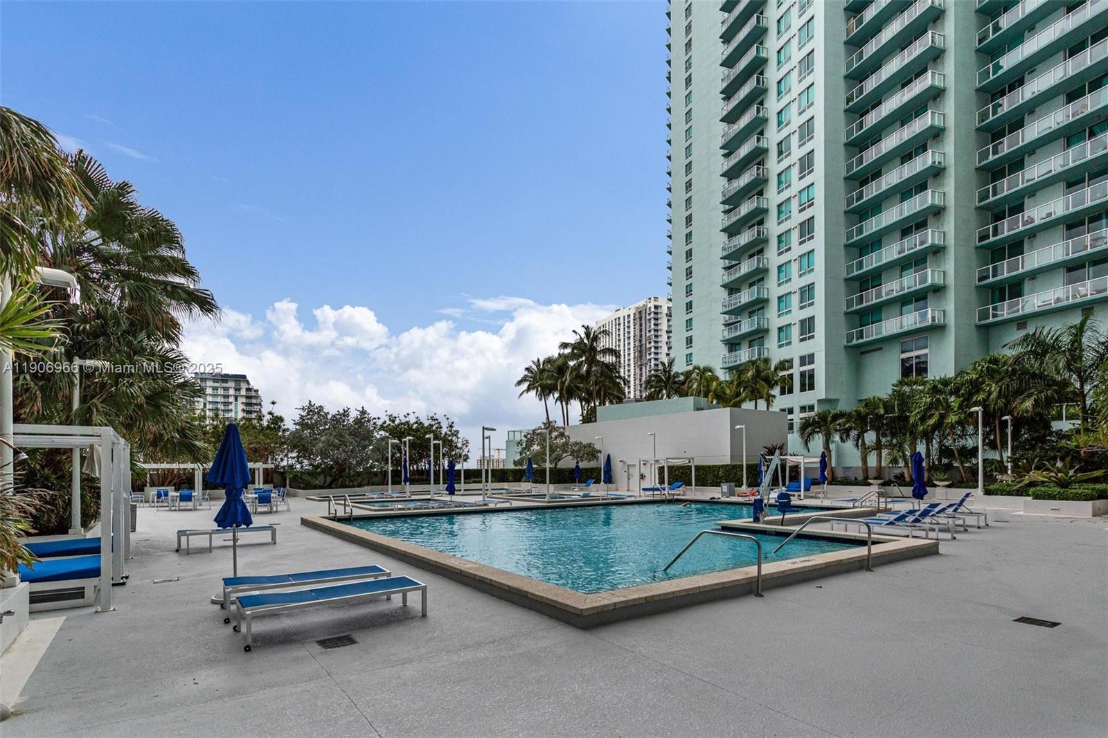 1800 N Bayshore Dr #1807, Miami FL 33132