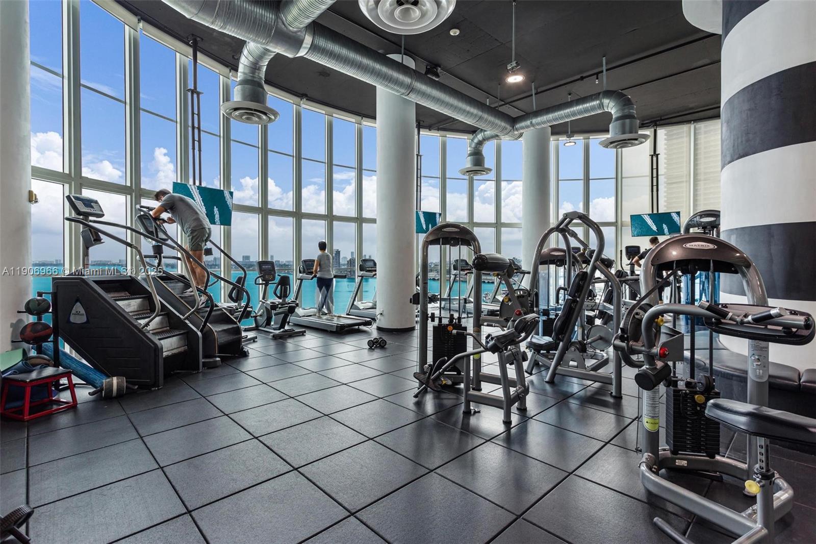 1800 N Bayshore Dr #1807, Miami FL 33132