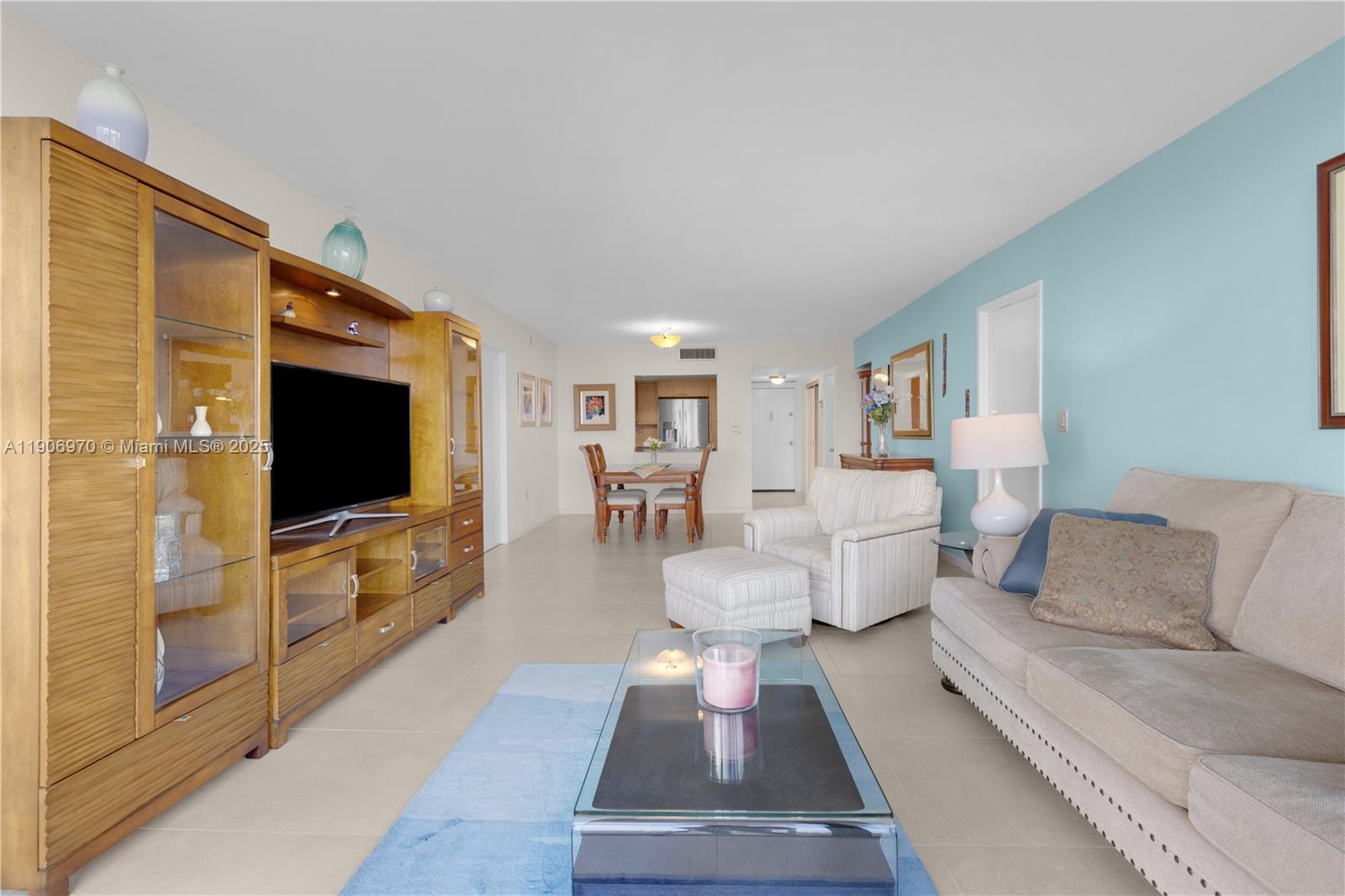 3701 N Country Club Dr #1009, Aventura FL 33180