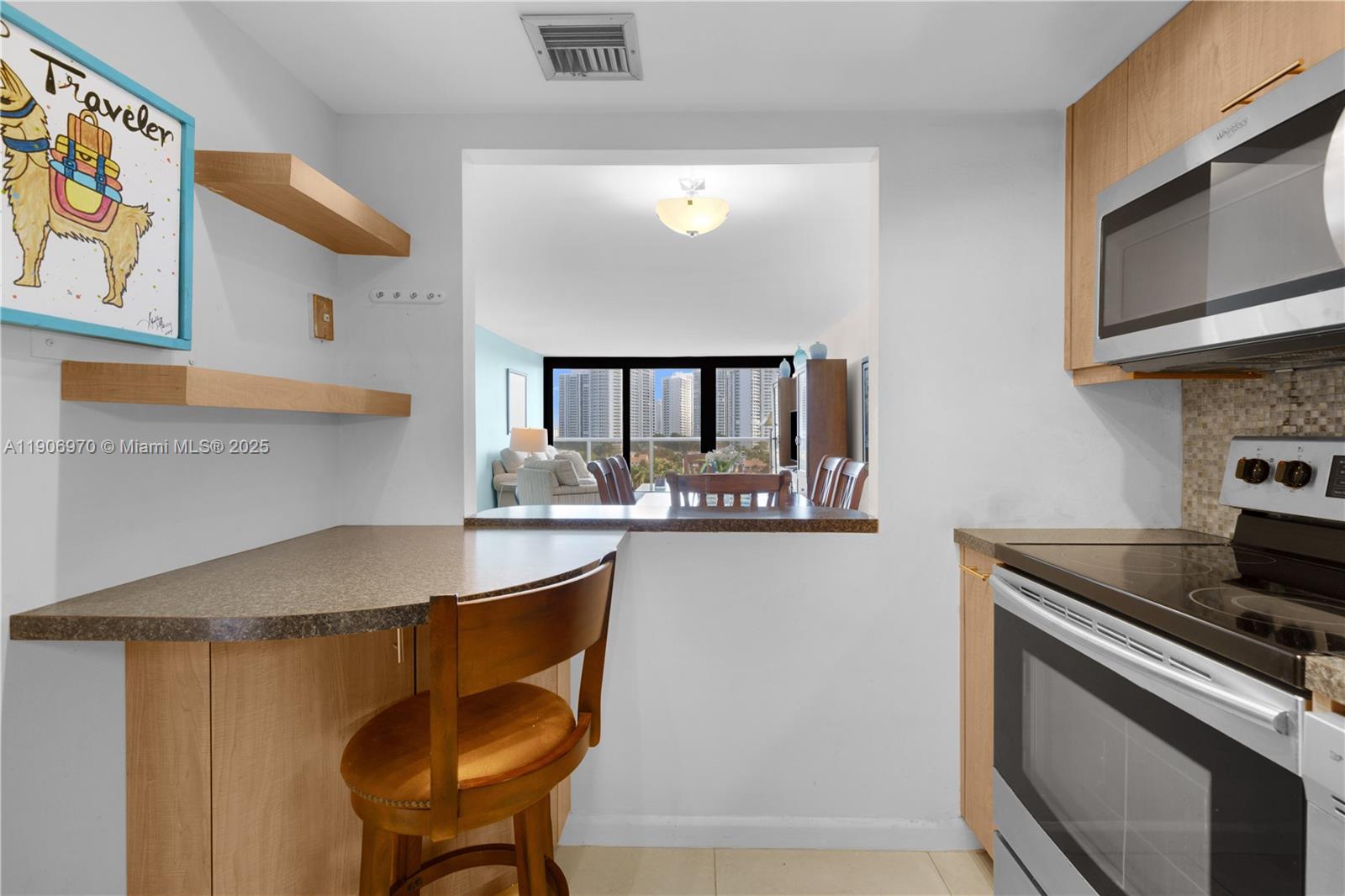 3701 N Country Club Dr #1009, Aventura FL 33180