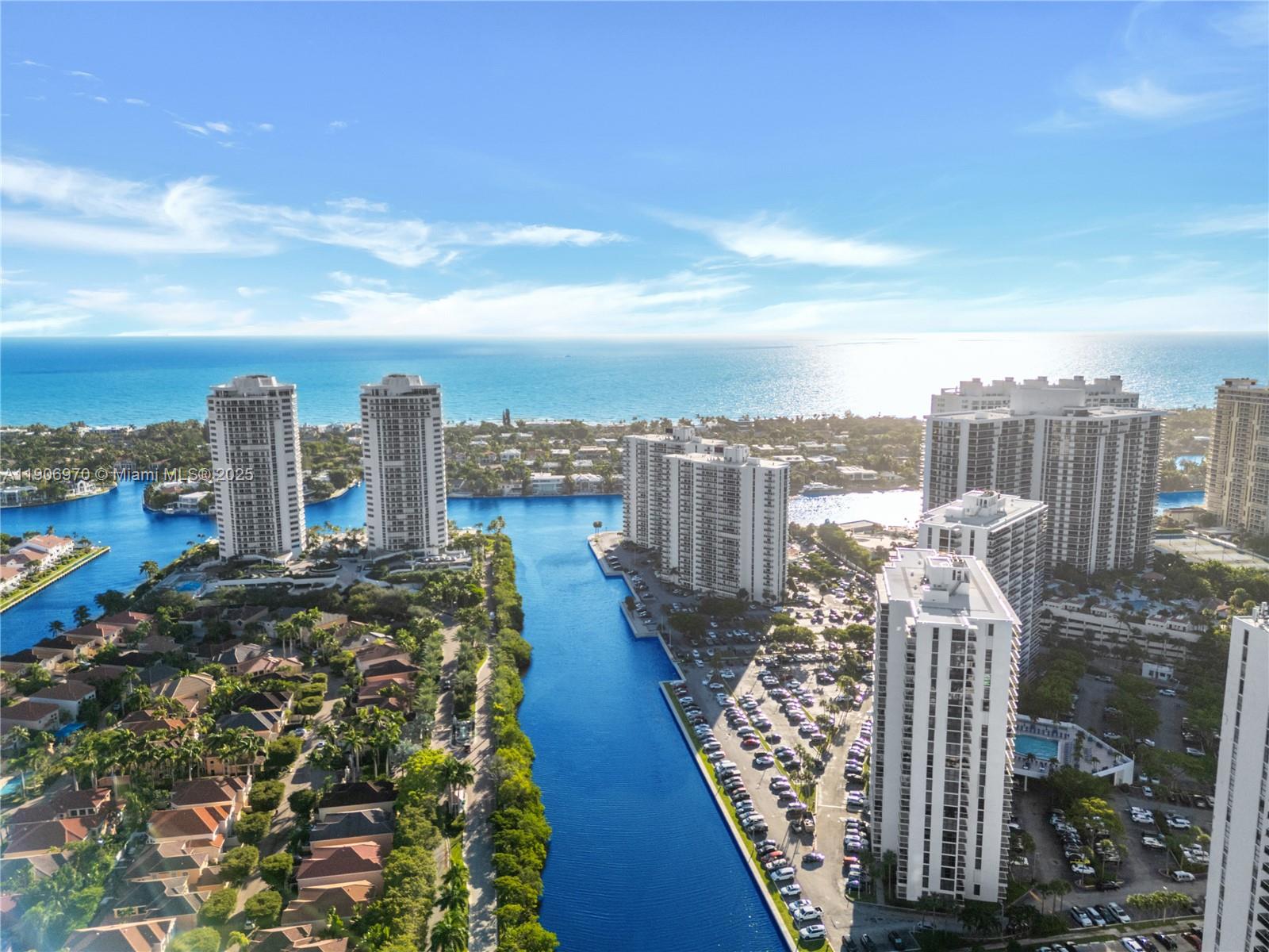 3701 N Country Club Dr #1009, Aventura FL 33180
