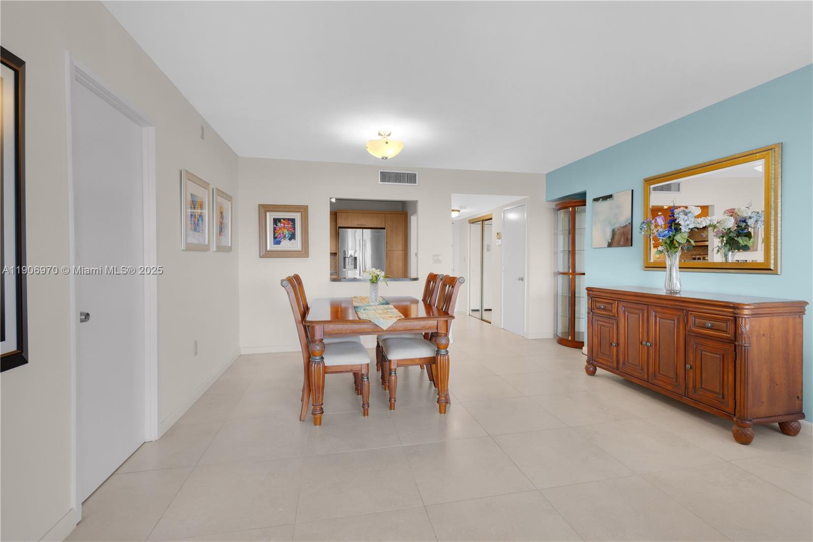 3701 N Country Club Dr #1009, Aventura FL 33180