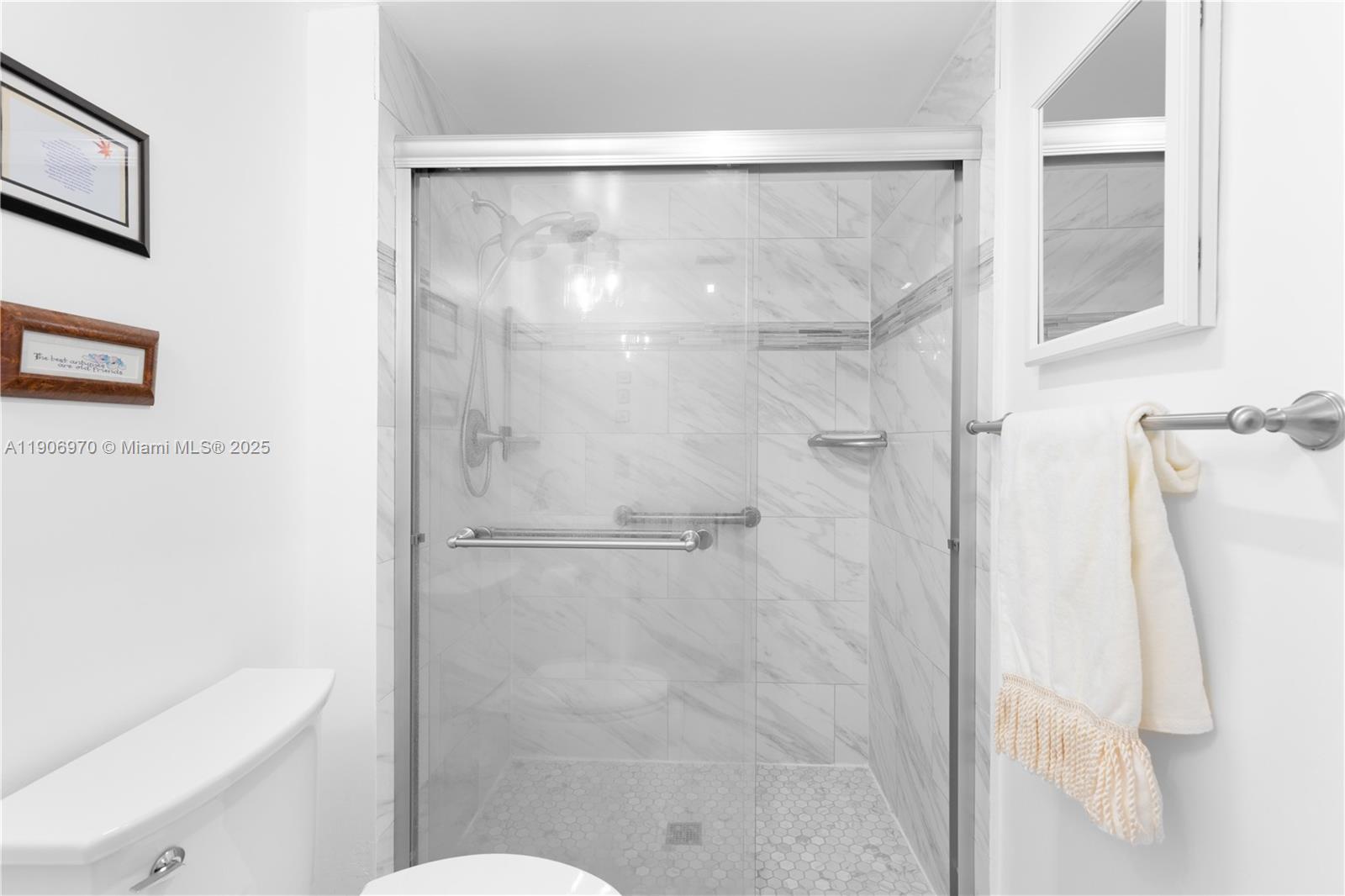 3701 N Country Club Dr #1009, Aventura FL 33180