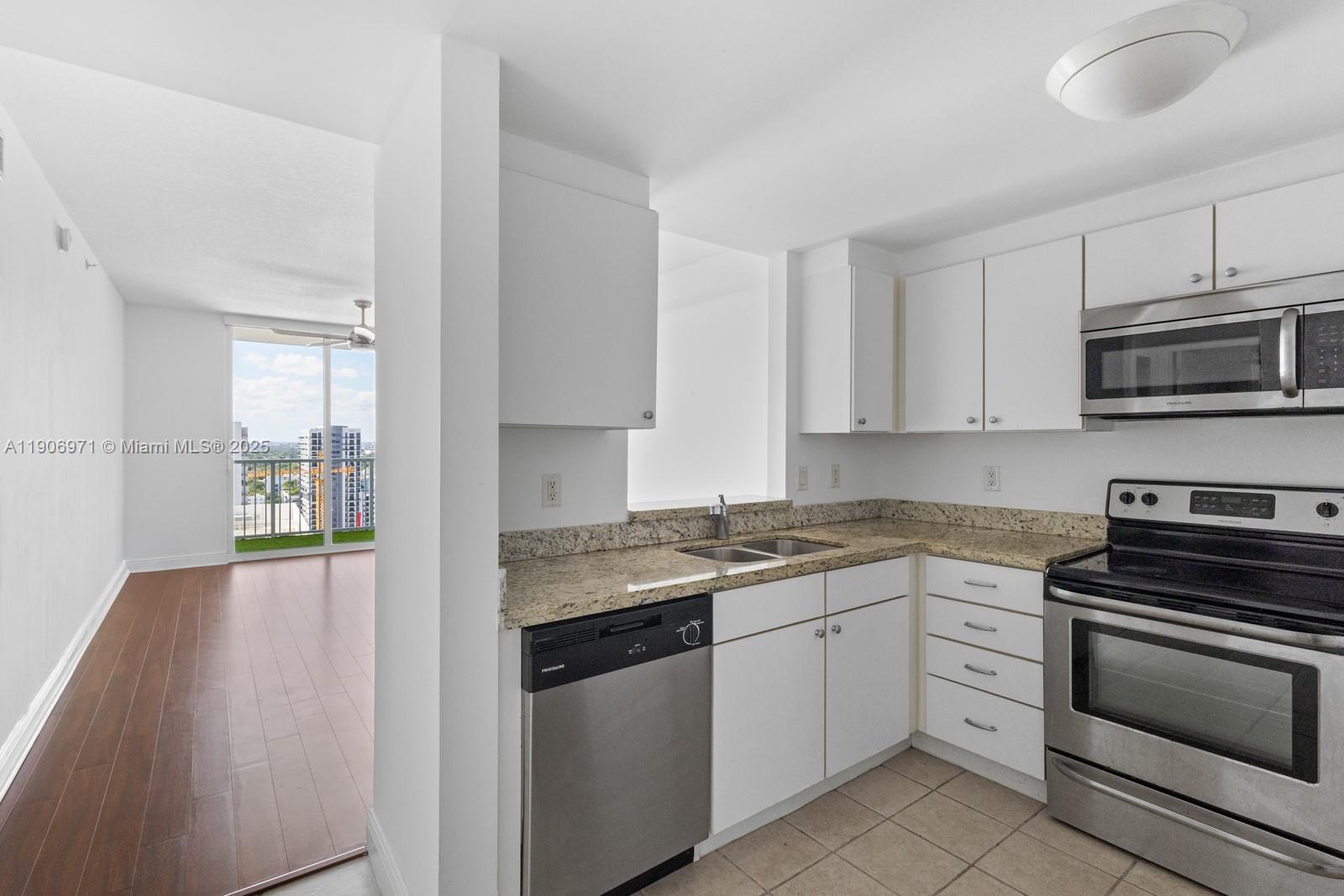 1250 S Miami Ave #1913, Miami FL 33130