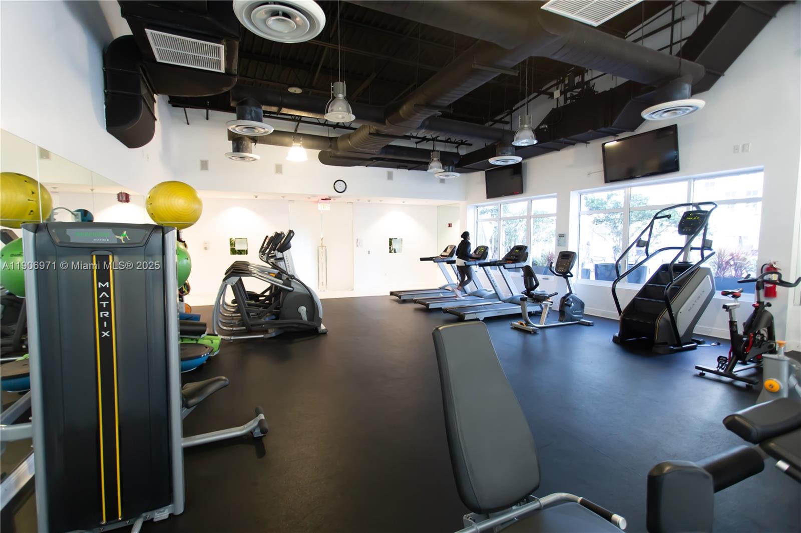 1250 S Miami Ave #1913, Miami FL 33130